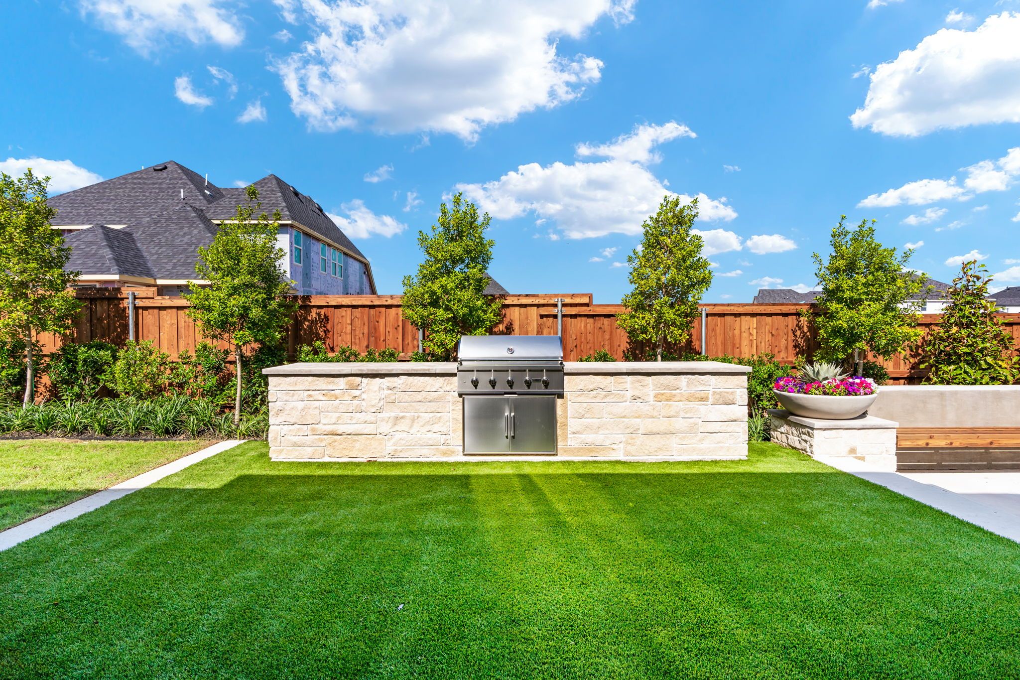 Outdoor Grilling Area – Mosaic Celina 50' Model