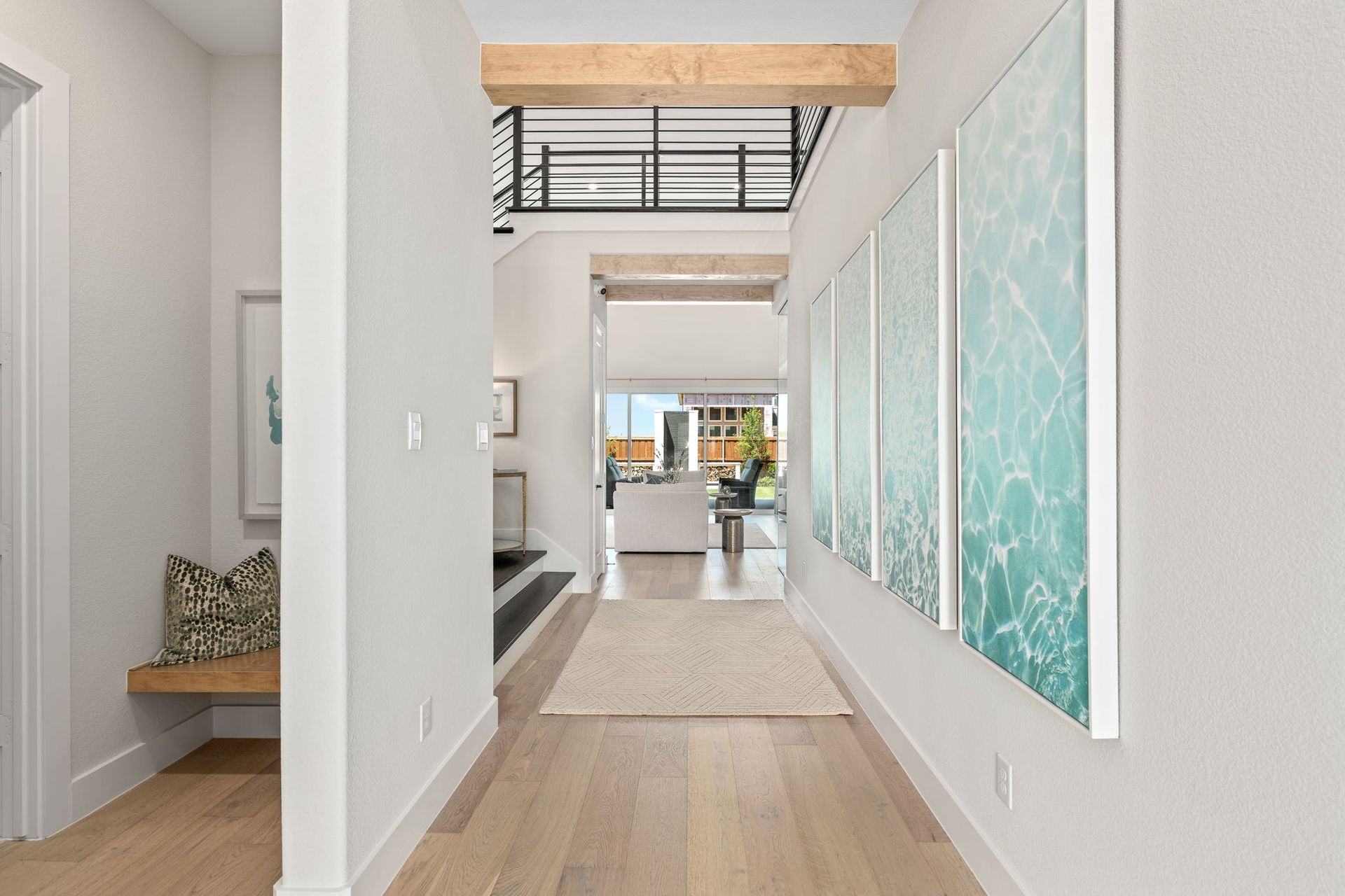 Mosaic 60’ Model Open Entry to Living Space