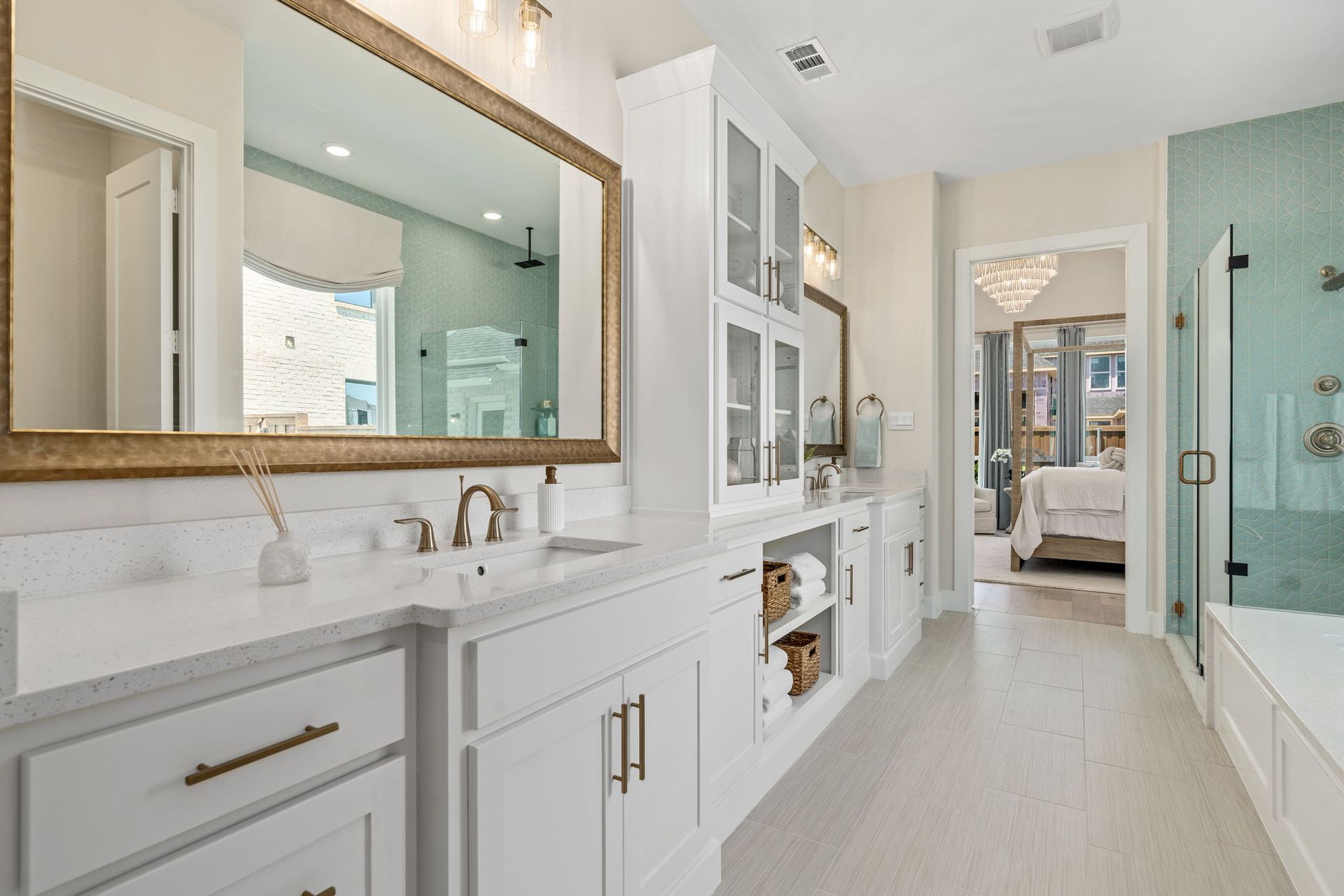 Dual Vanity with Designer Finishes – Mosaic 60' Model