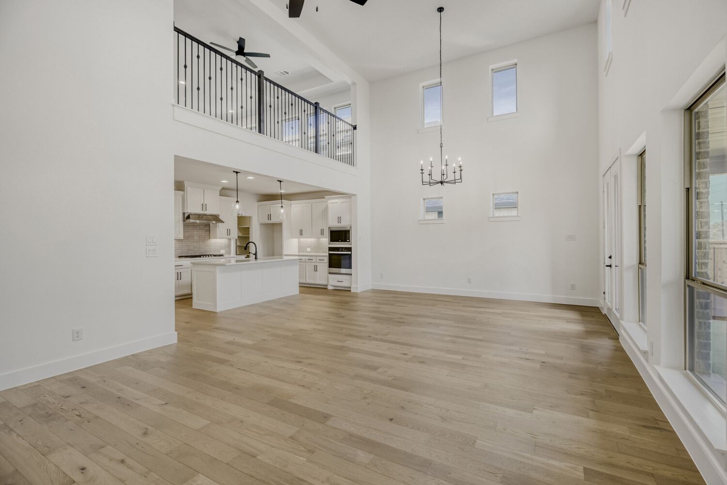 169 Enclave - Living Area