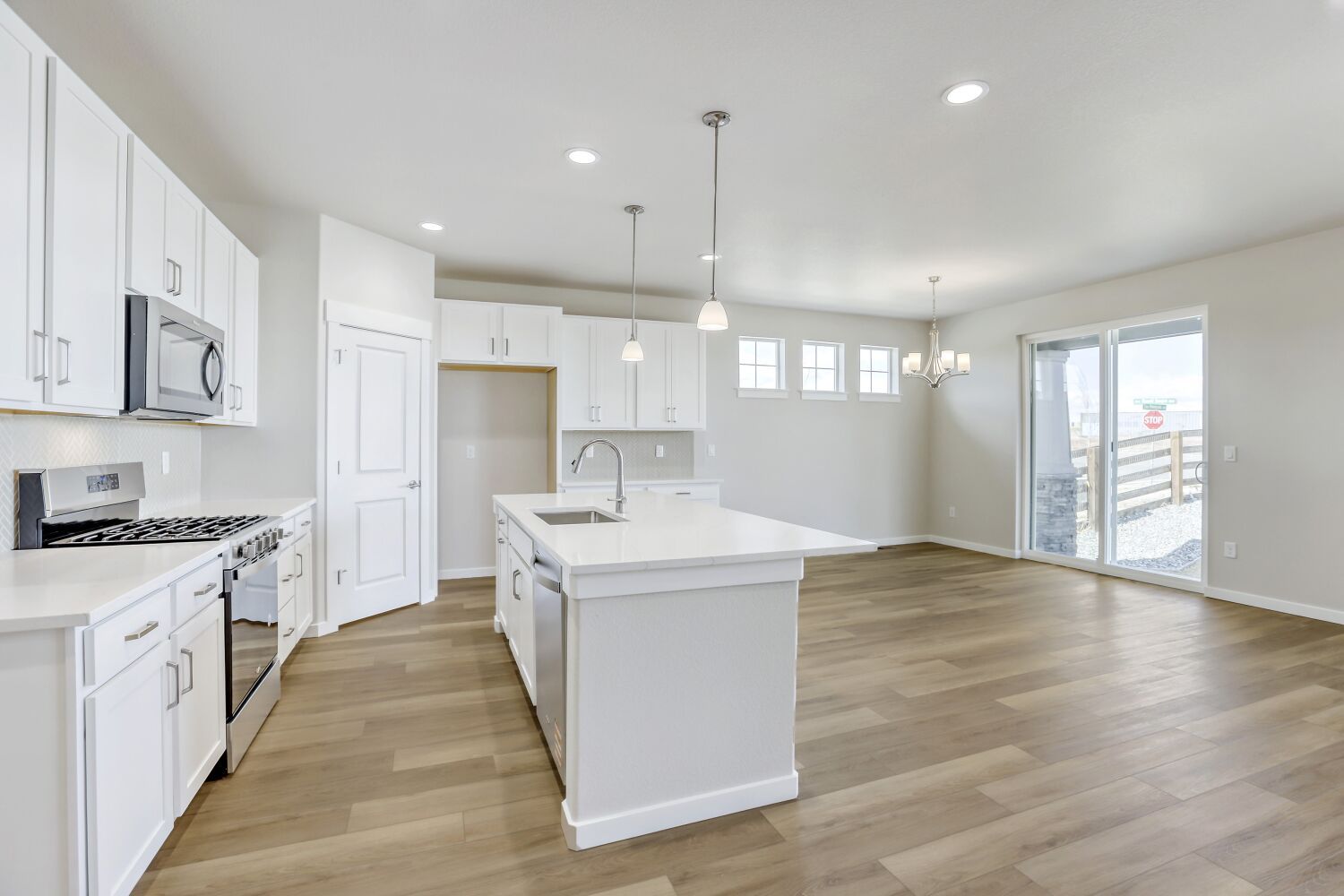 5871 Aspenglow - Kitchen
