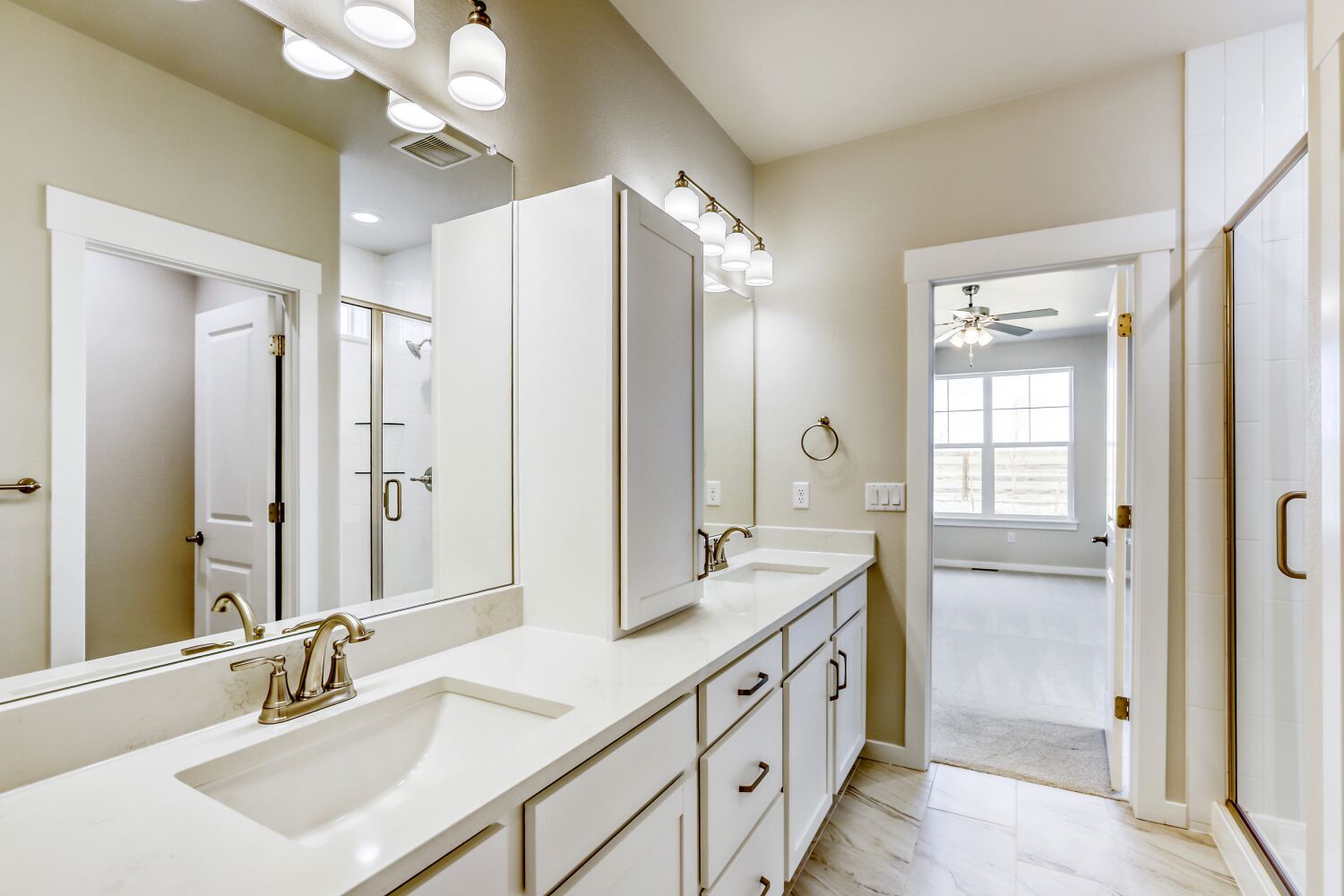 5871 Aspenglow - Primary Bathroom