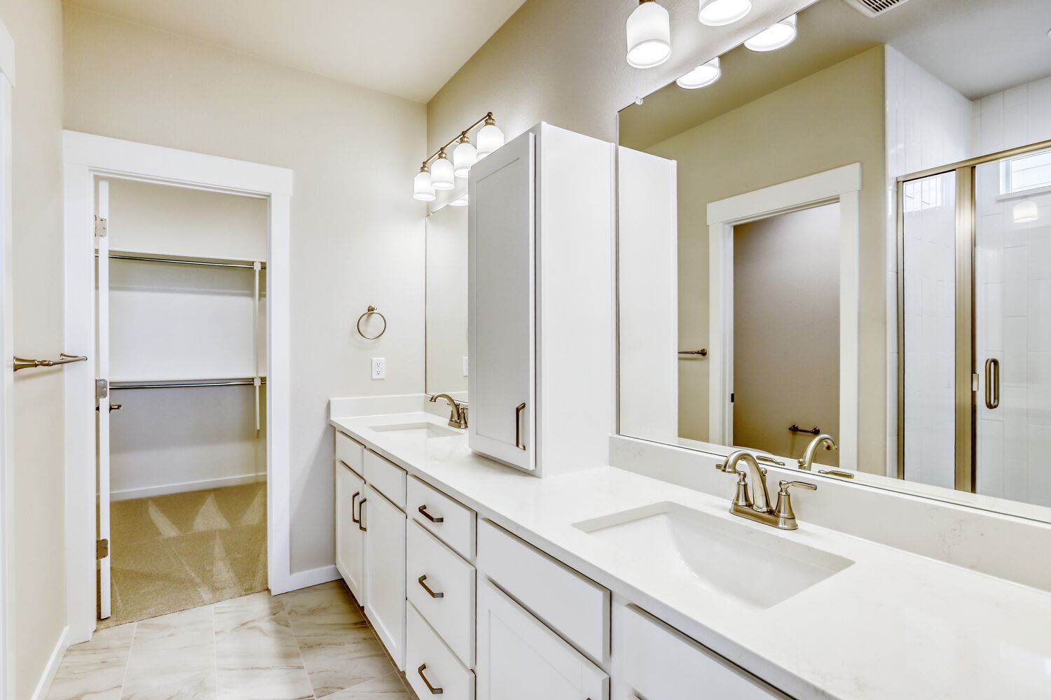 5871 Aspenglow - Primary Bathroom