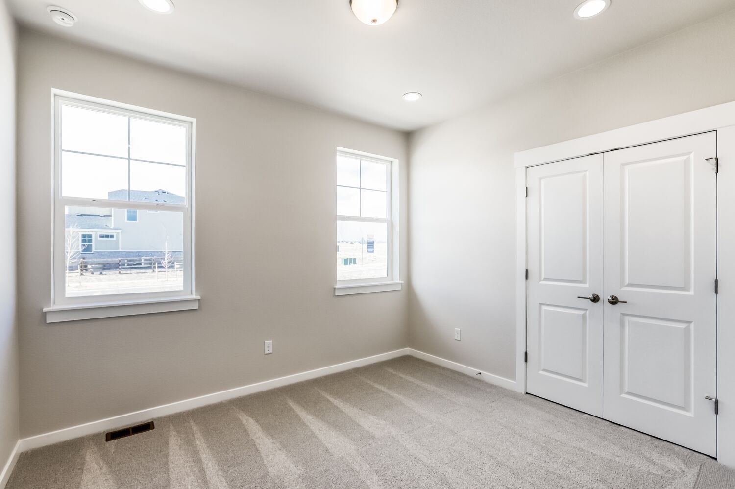 5871 Aspenglow - Bedroom