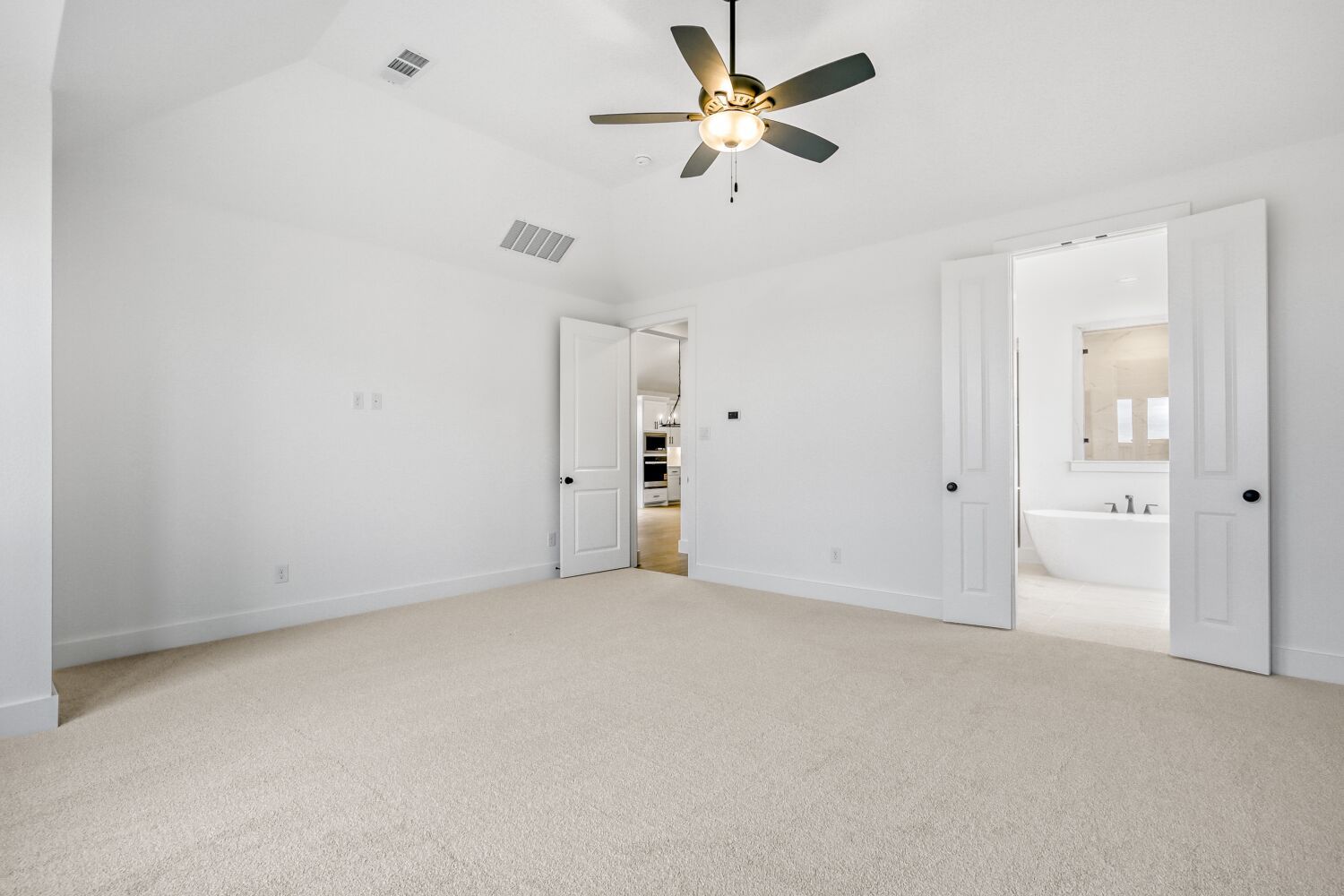 2222 Prickly Cactus - Primary Bedroom