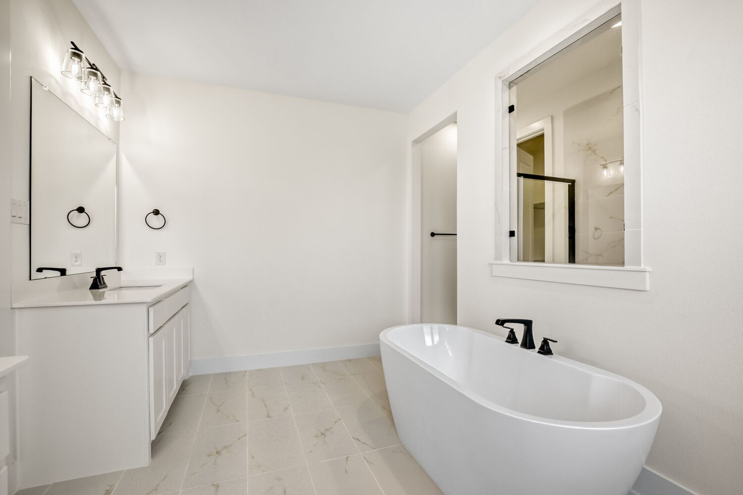 2222 Prickly Cactus - Primary Bathroom