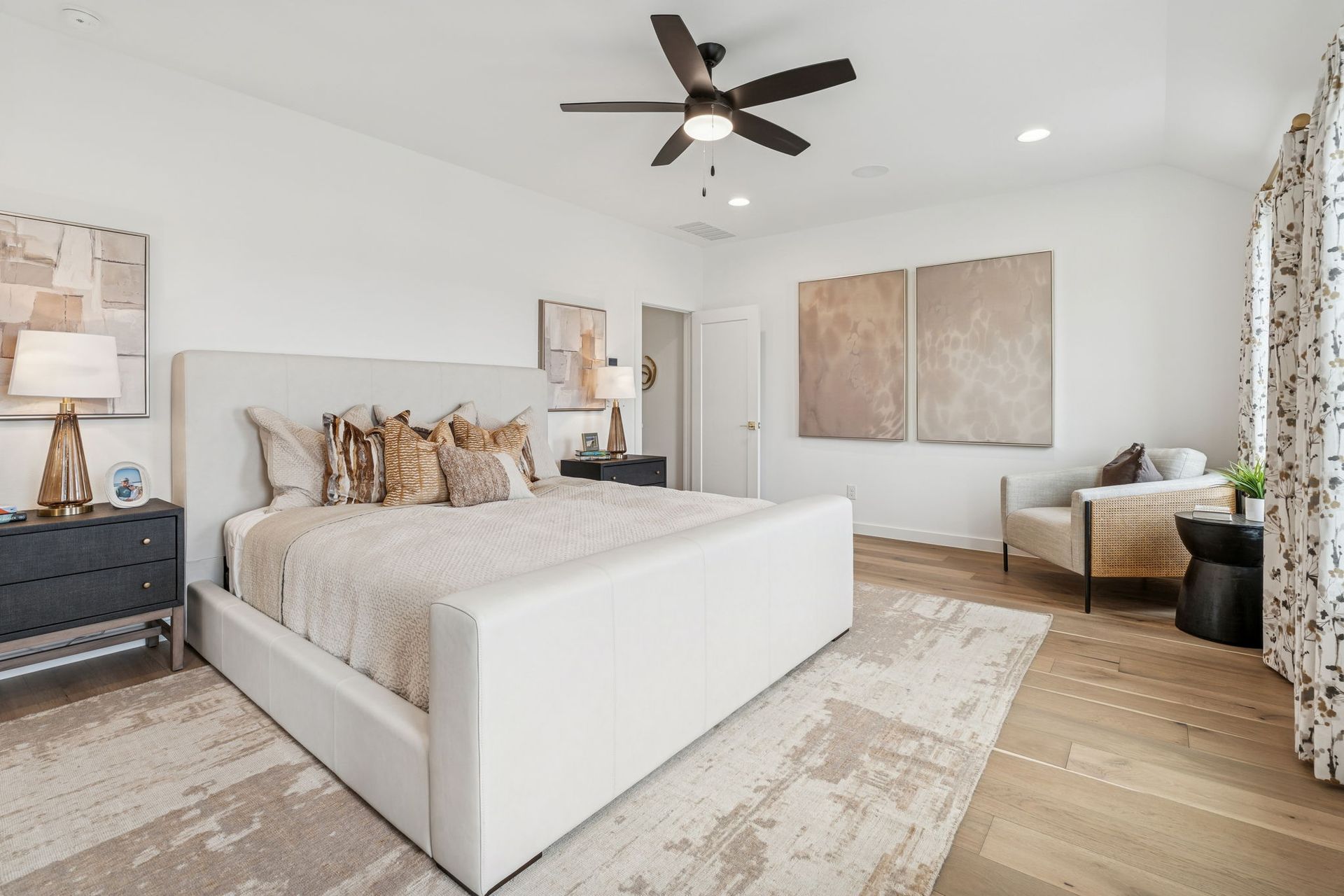 Mustang Lakes Villas Primary Bedroom Design – Celina TX