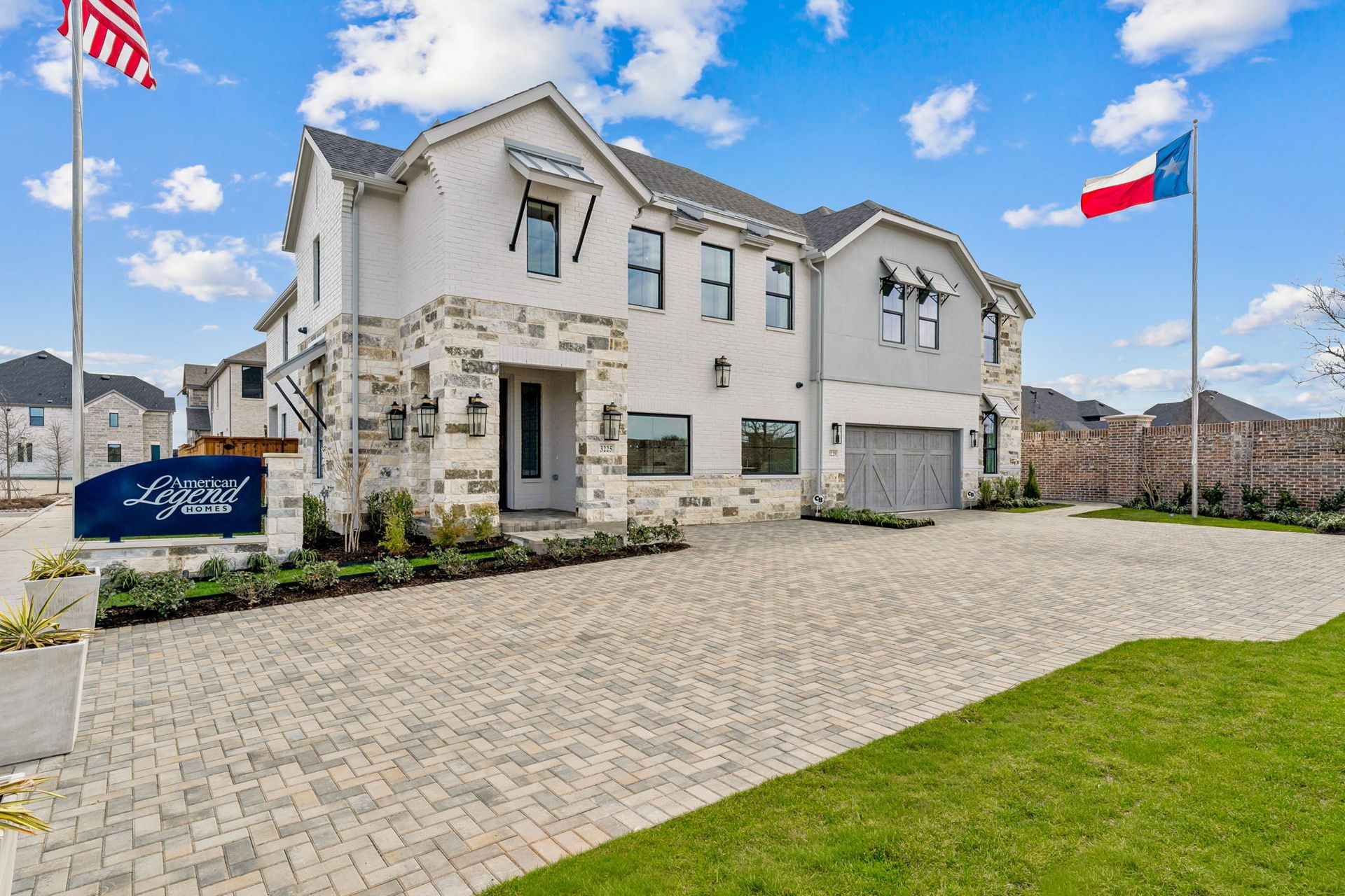 Mustang Lakes Villas Model with Paver Driveway – Celina TX