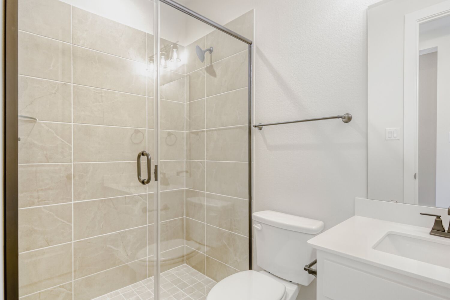 2227 Prickly Cactus - Full Bathroom