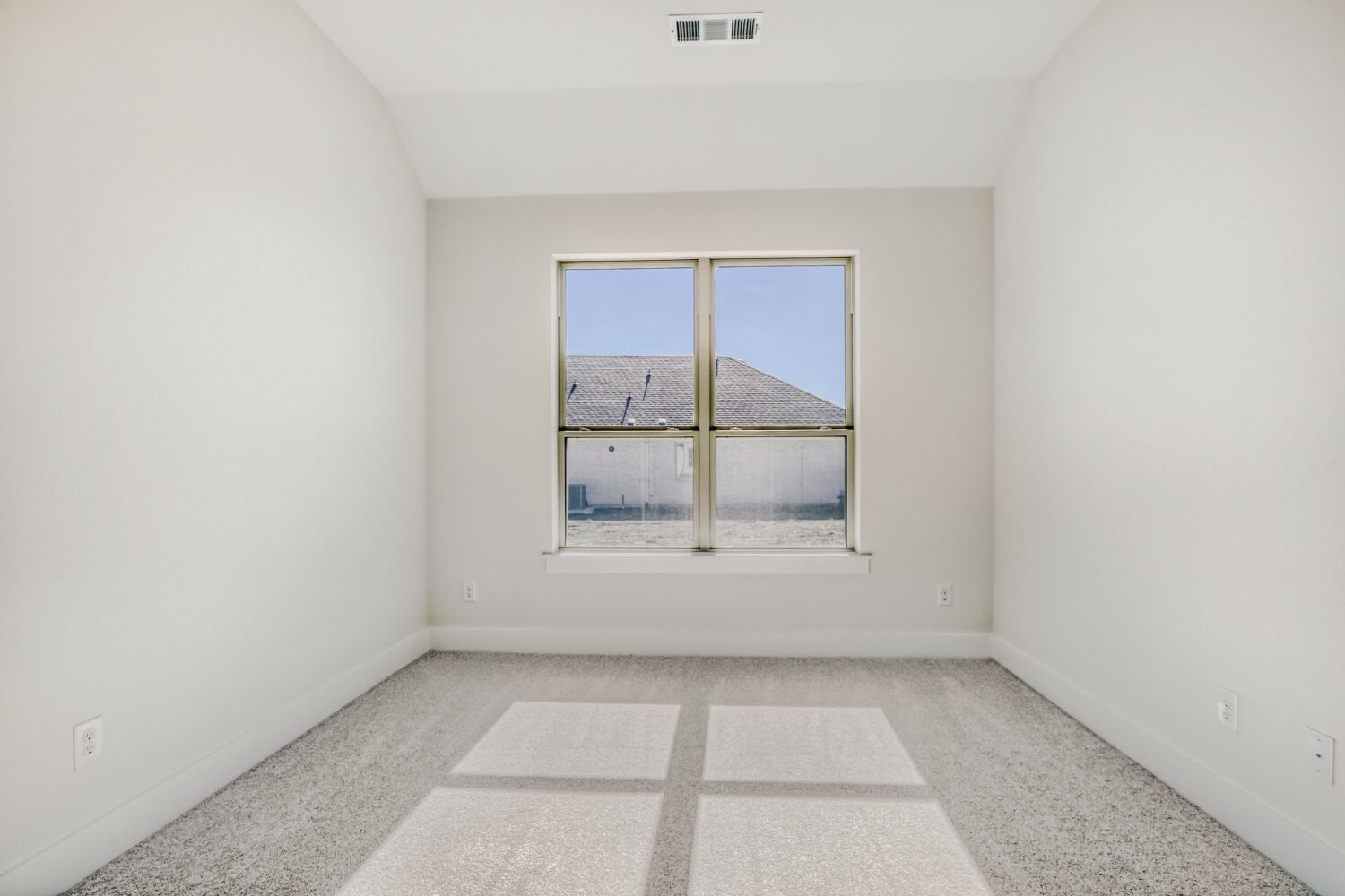 2227 Prickly Cactus - Bedroom