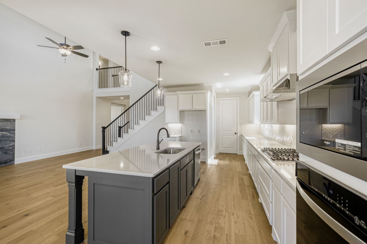 2233 Prickly Cactus - Kitchen