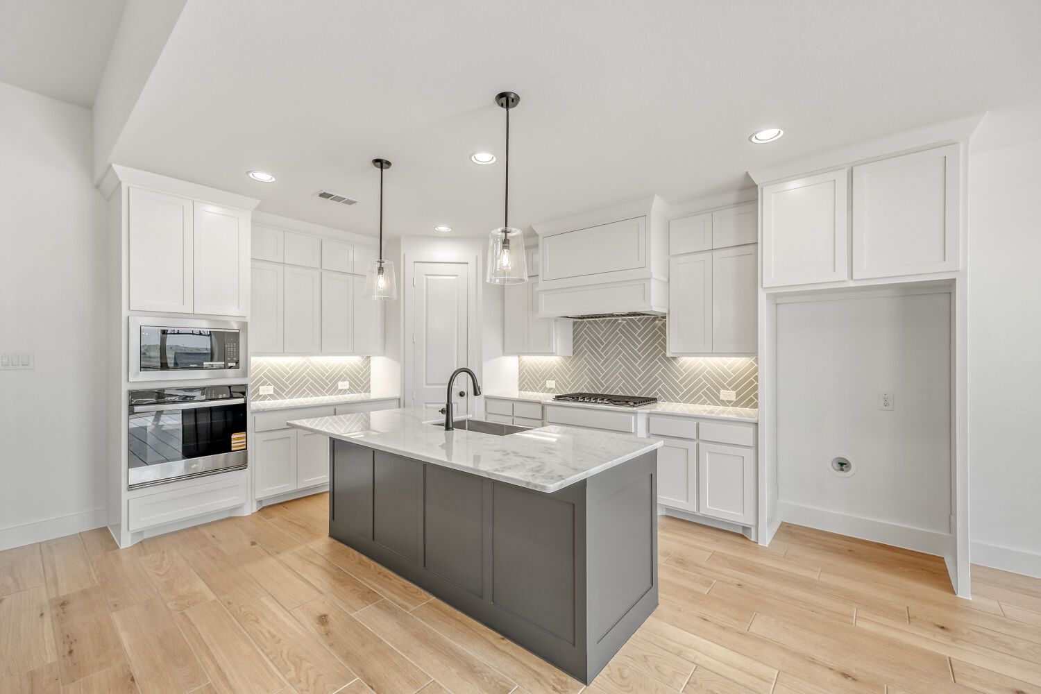 Representative Photo of Plan 1680 - Kitchen