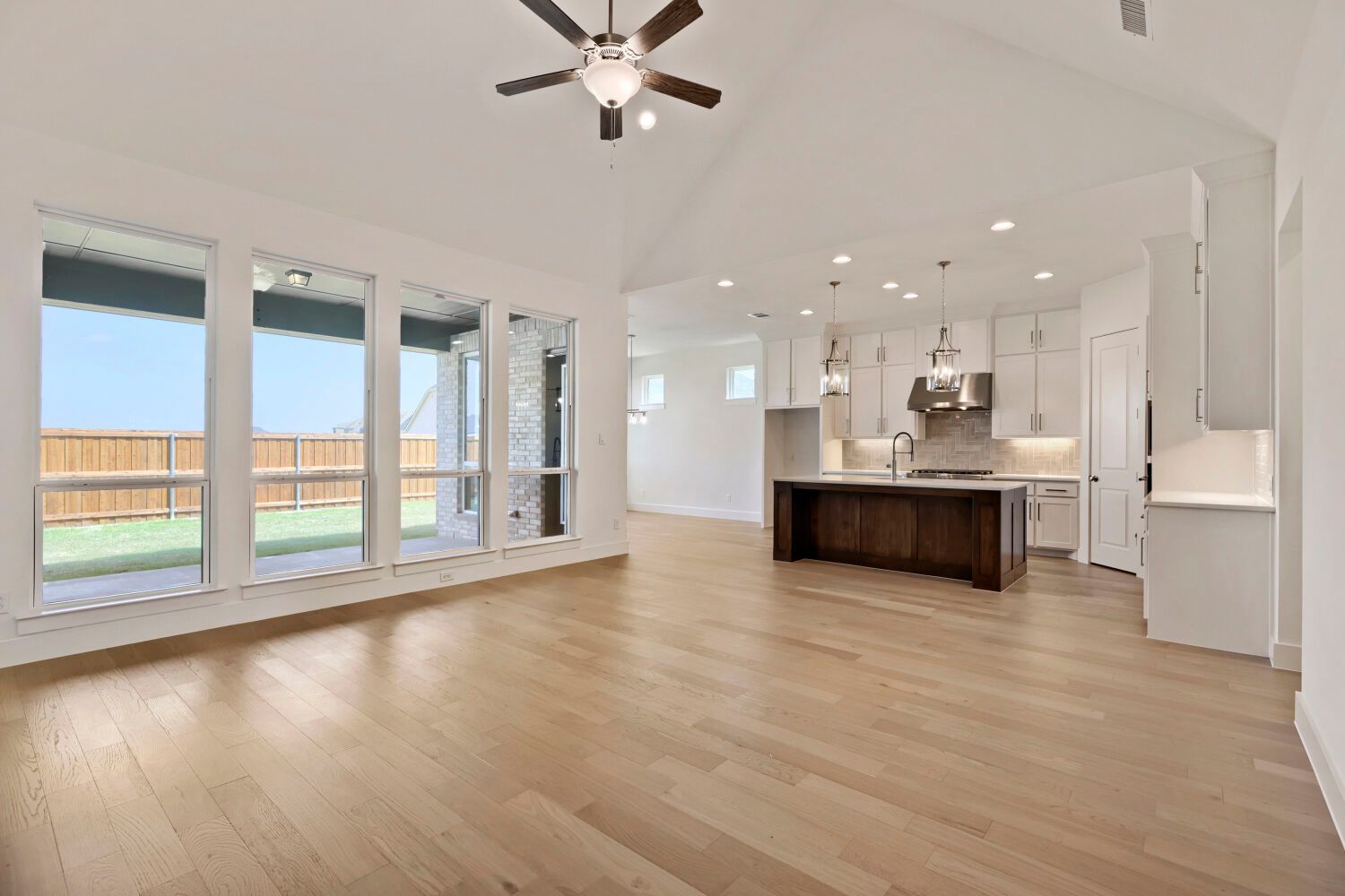 4121 Trellis - Living Area