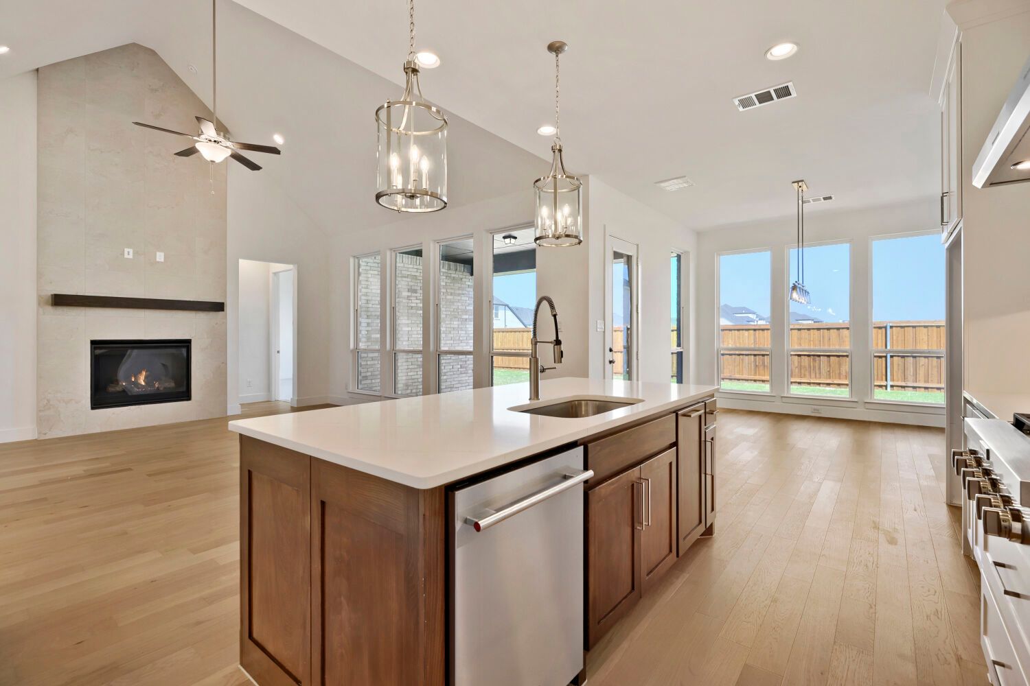 4121 Trellis - Kitchen
