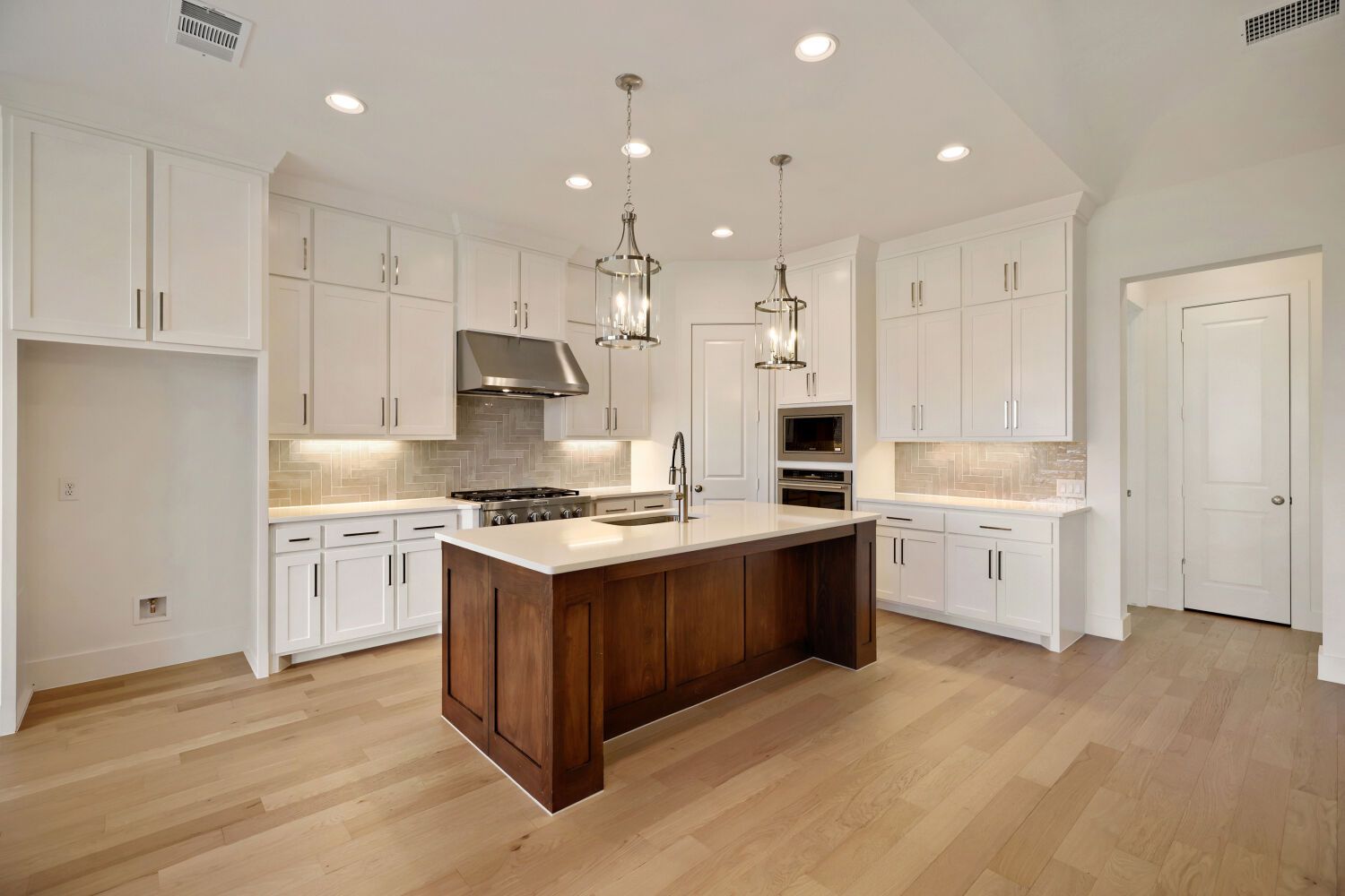 4121 Trellis - Kitchen