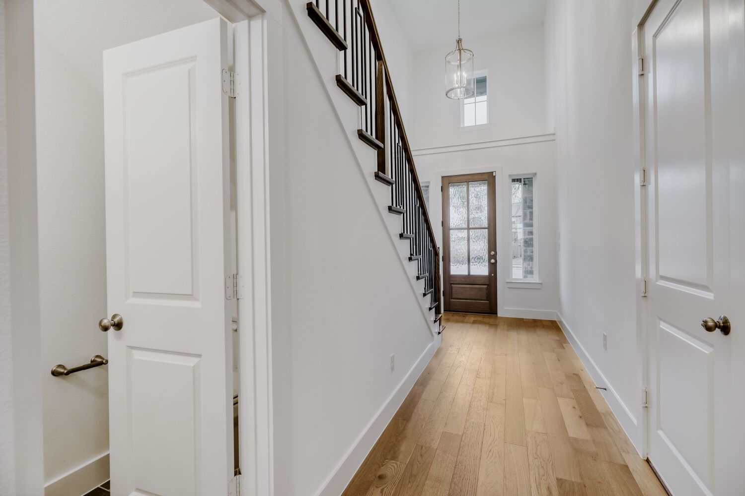 3116 Sir River - Entry
