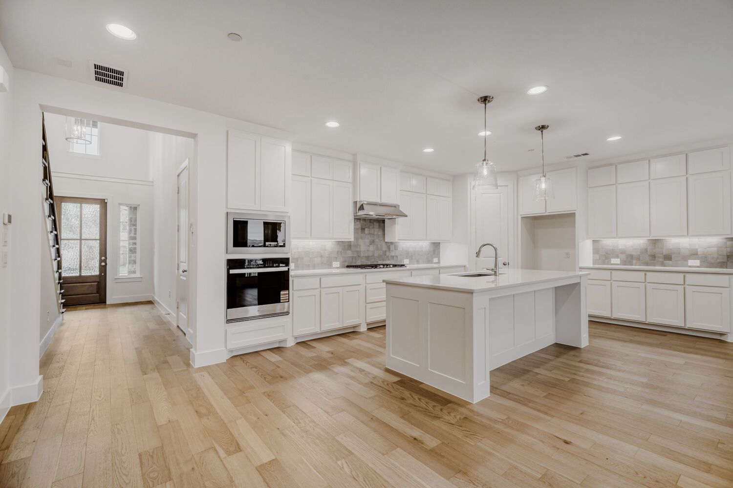 3116 Sir River - Kitchen