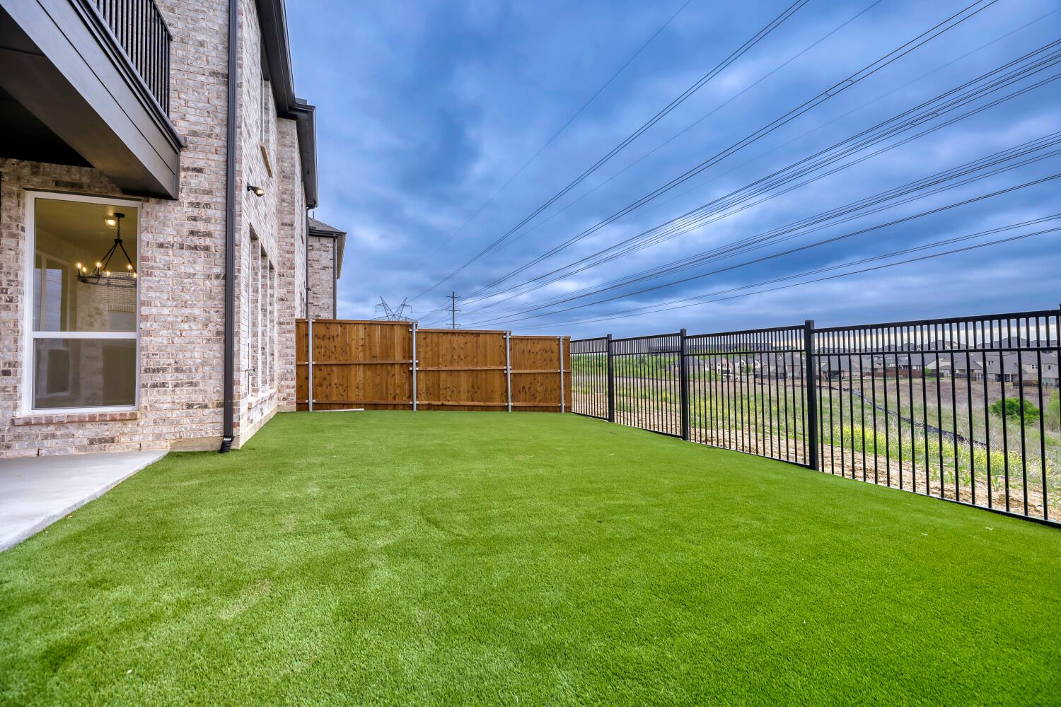 3112 Sir River - Backyard