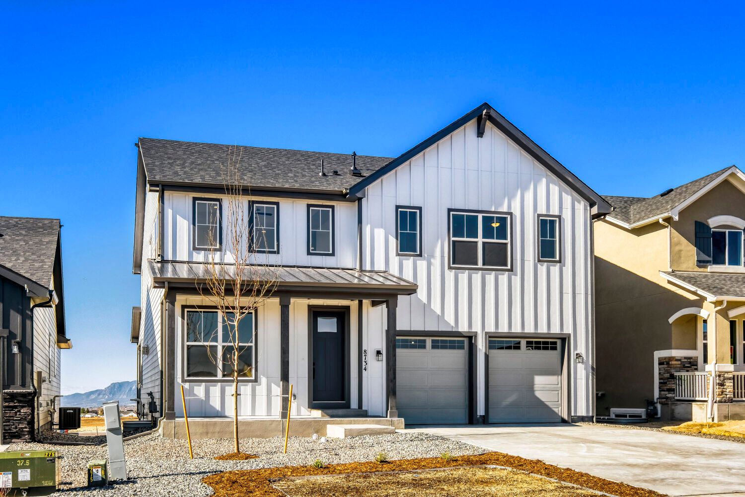 8734 San Diego - Front Elevation