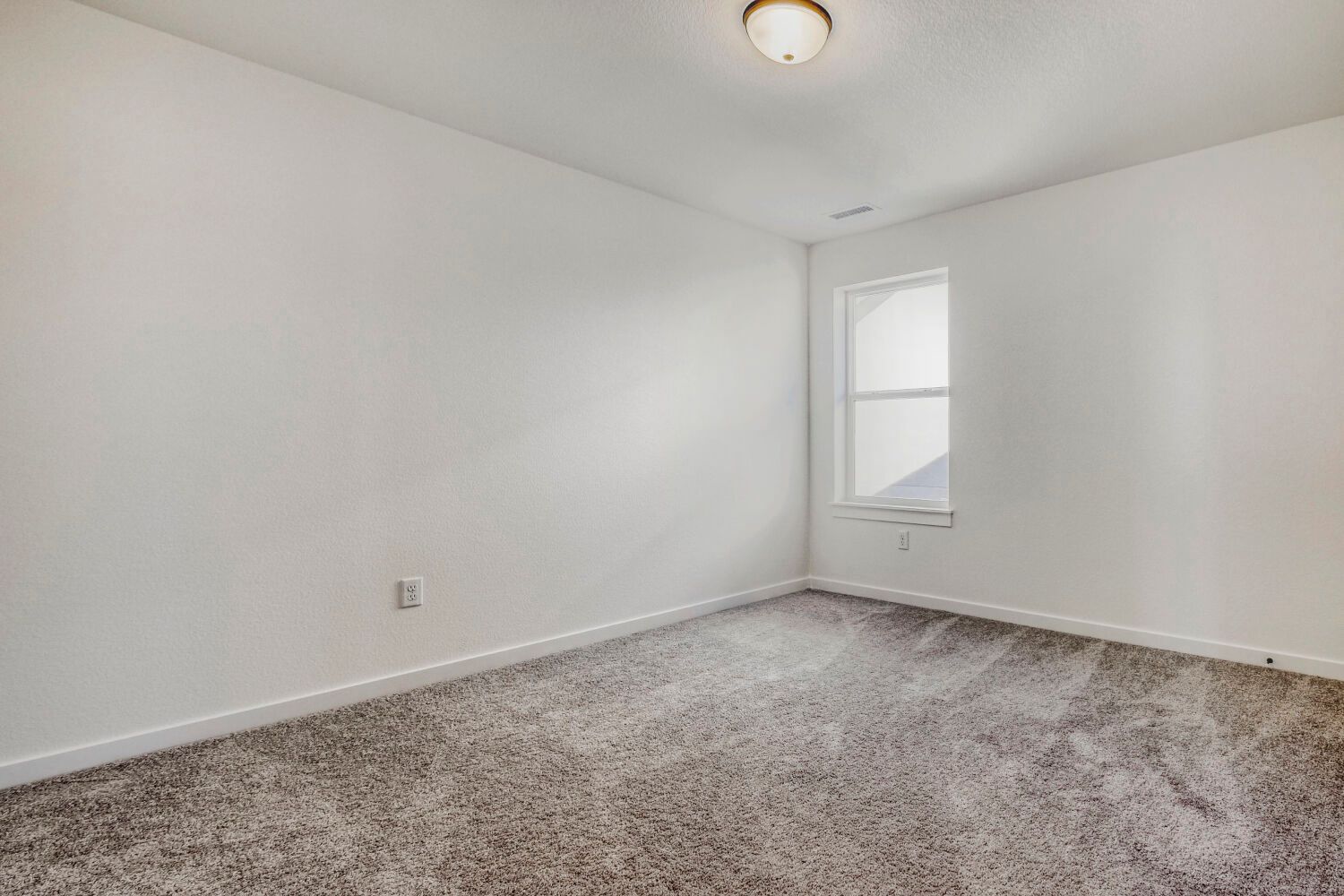 8734 San Diego - Bedroom