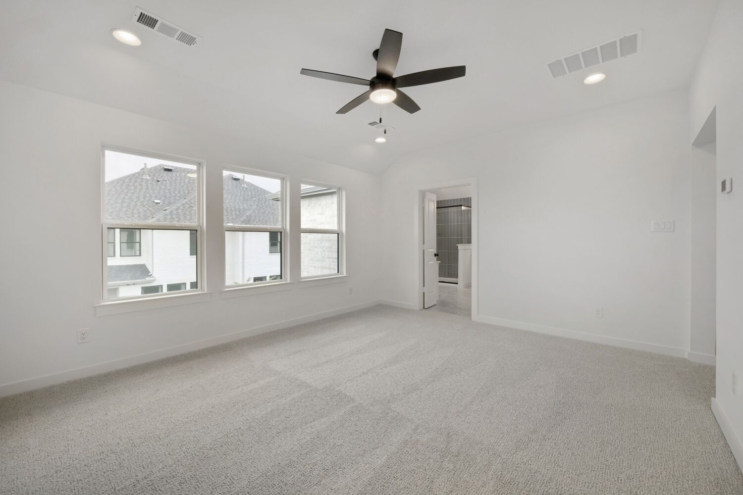 3237 Vaquero - Primary Bedroom