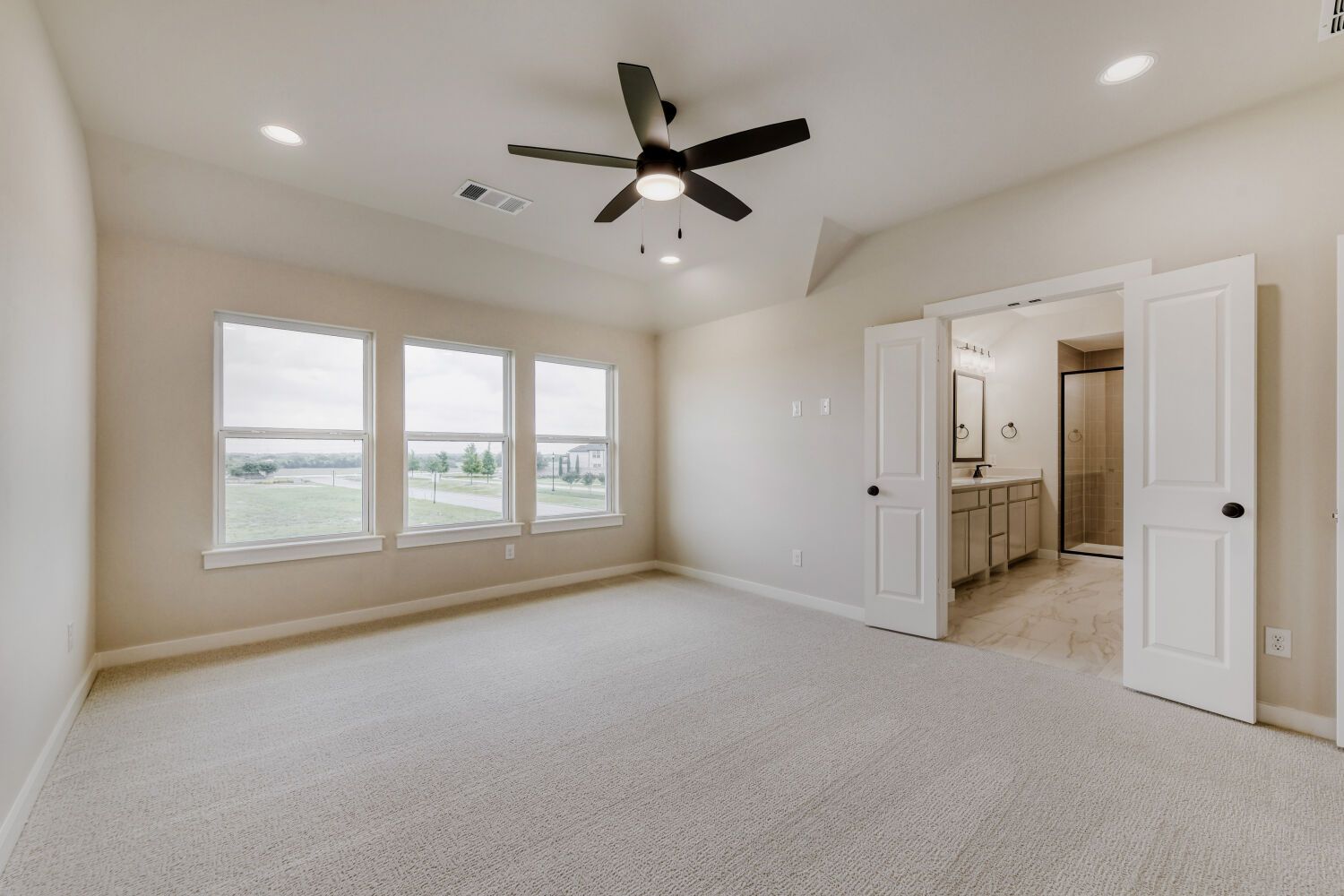 3245 Vaquero - Primary Bedroom