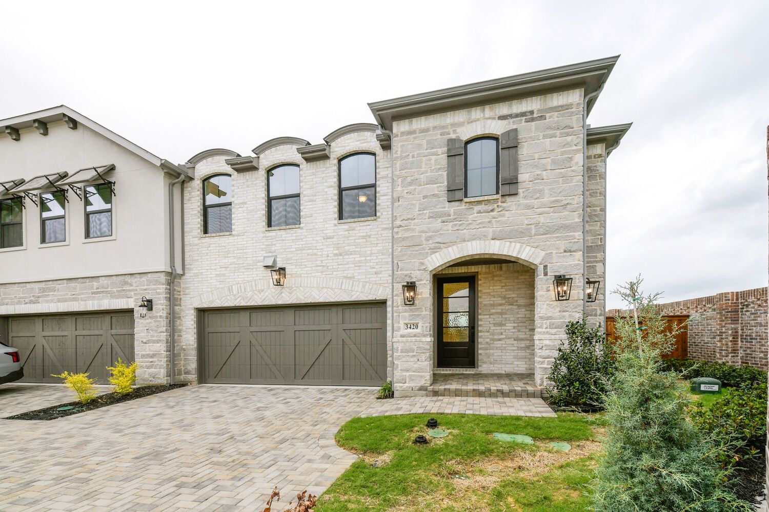 3420 Brocco - Front Elevation