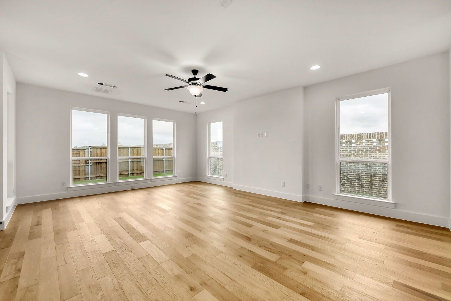 3420 Brocco - Living Area