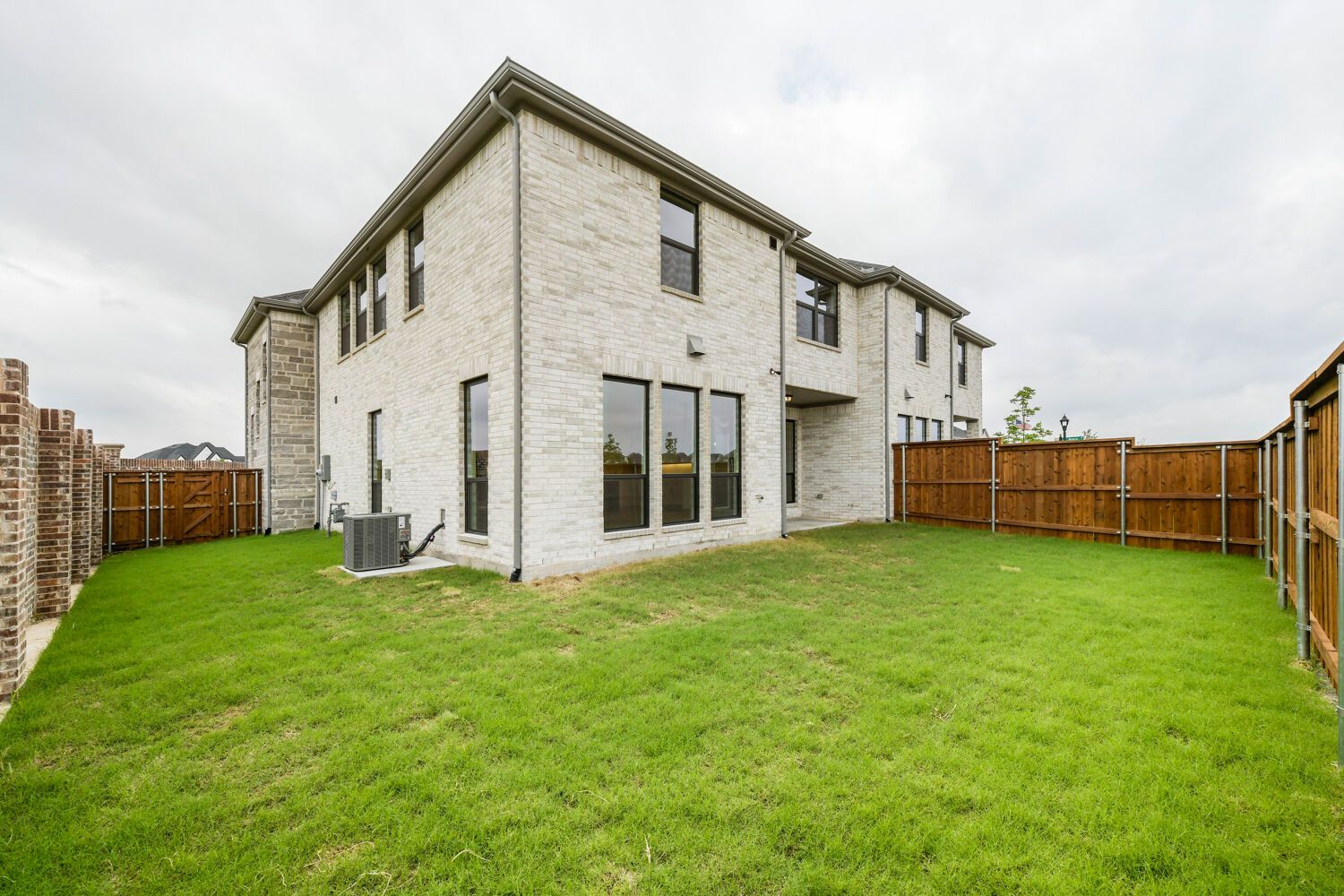 3420 Brocco - Rear Exterior