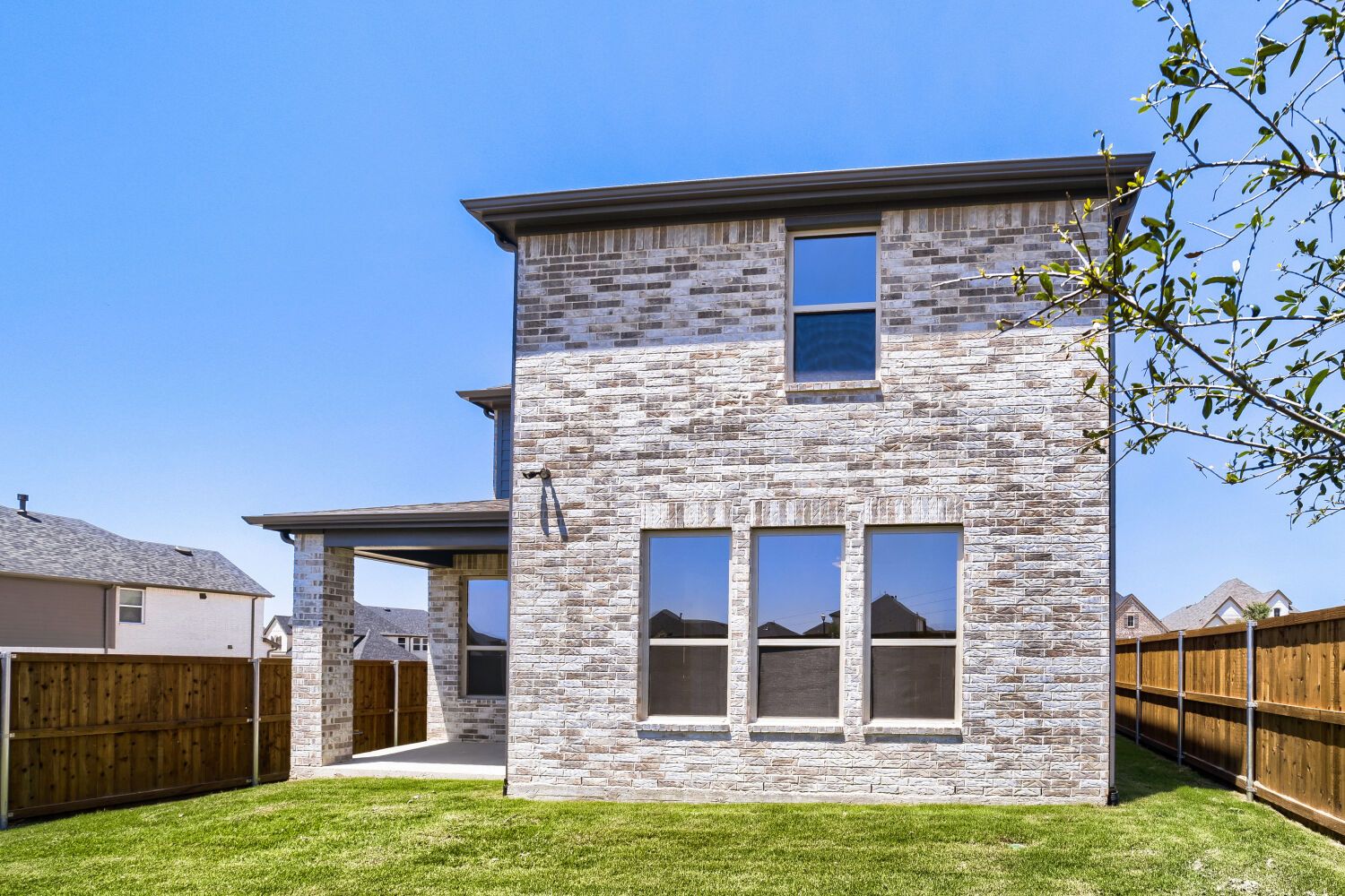 828 Stone - Rear Exterior