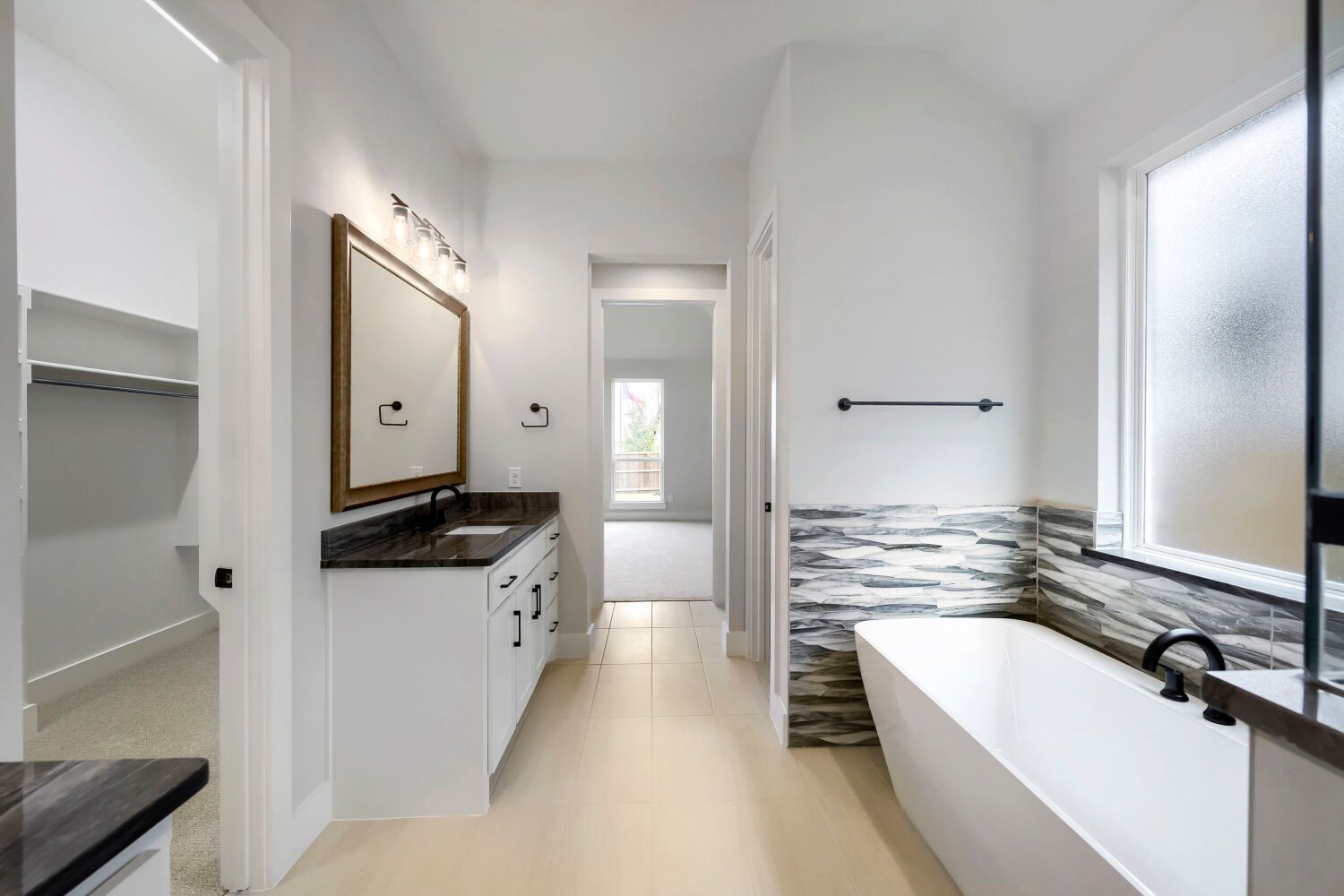 799 Mandrake - Primary Bathroom