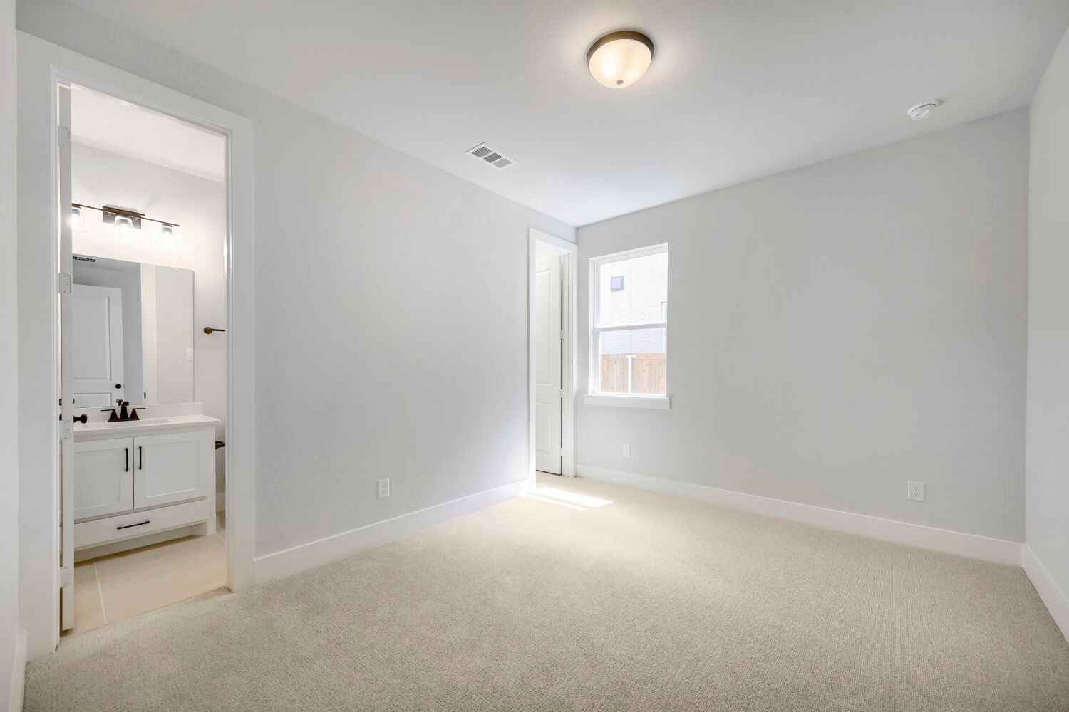 799 Mandrake - Bedroom