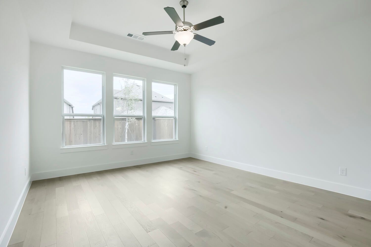 833 Stone Grove - Primary Bedroom