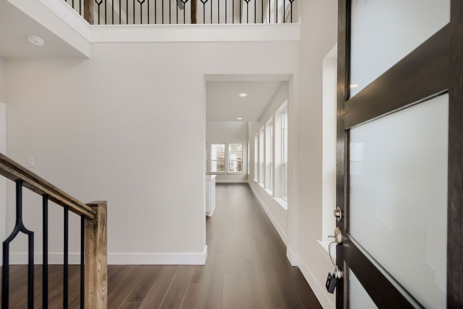 Representative photo of foyer for Plan 1458