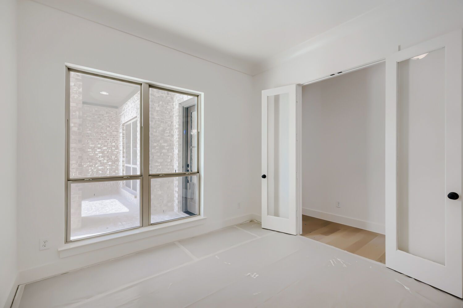 4801 Strada - Study