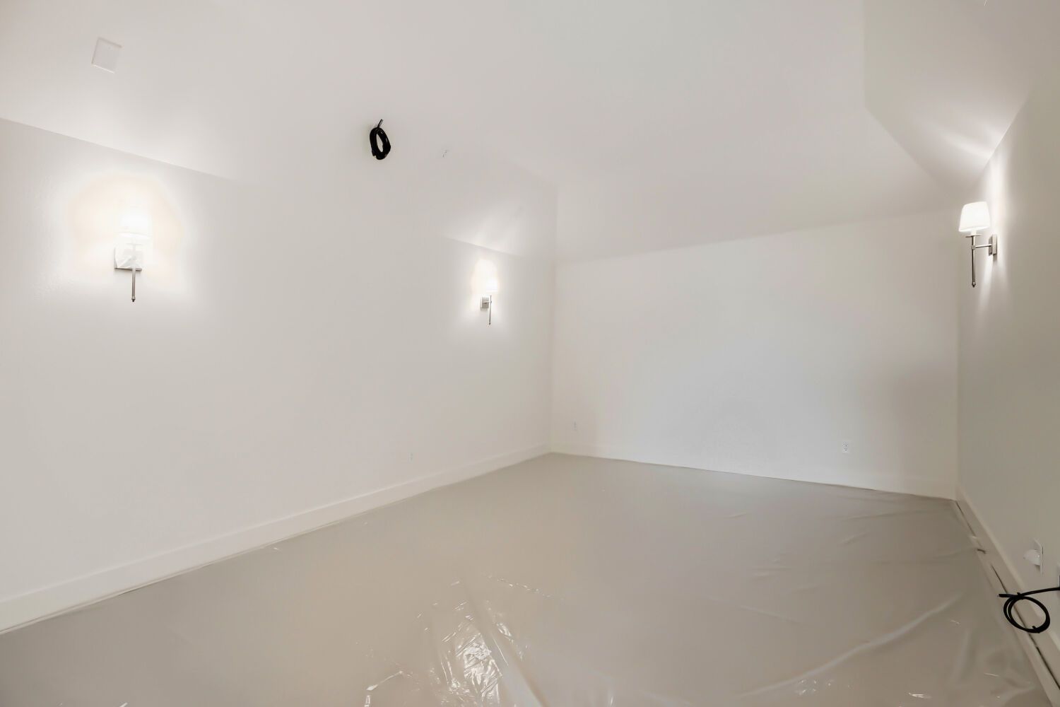 4801 Strada - Media Room