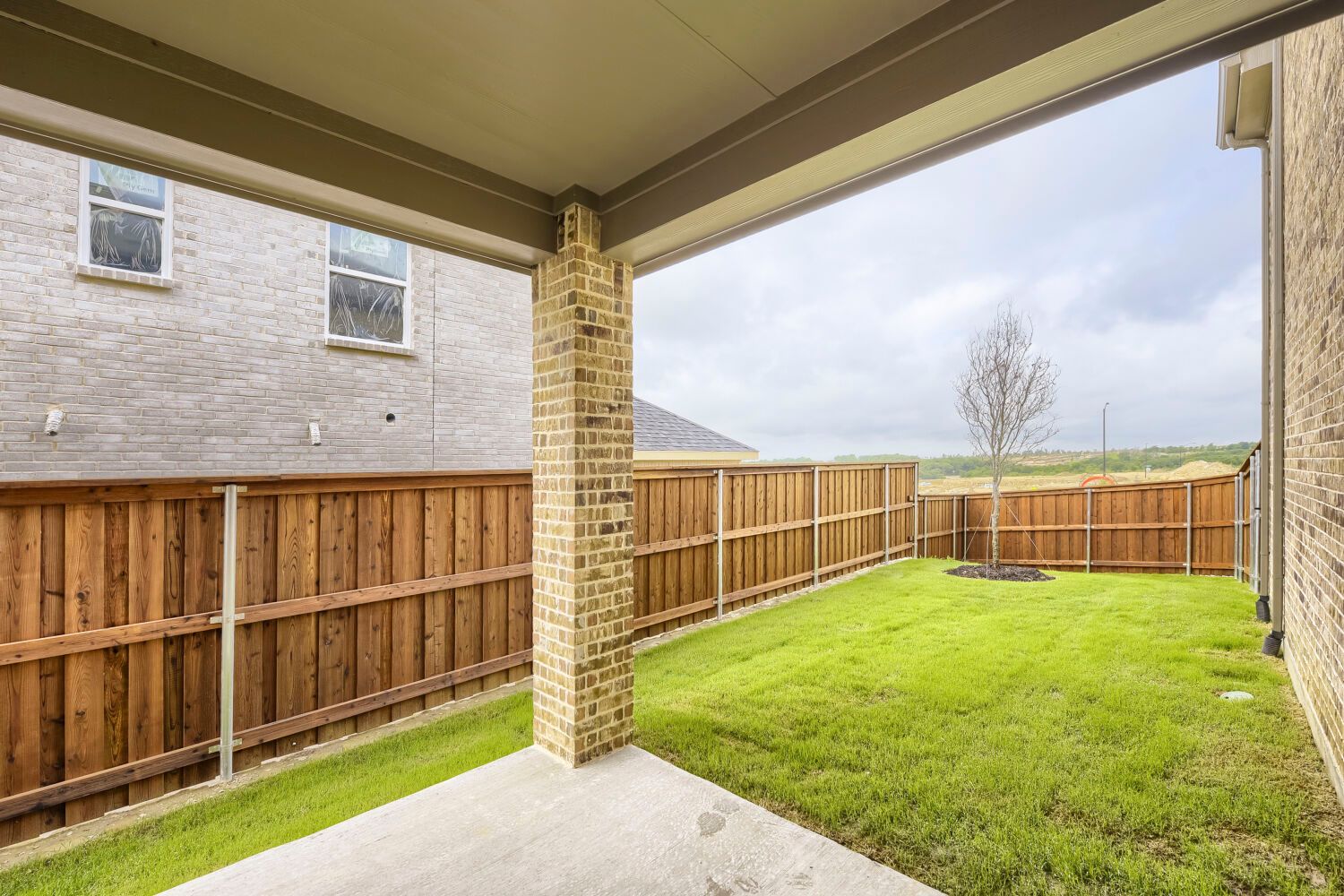 6016 Davis Knoll - Patio