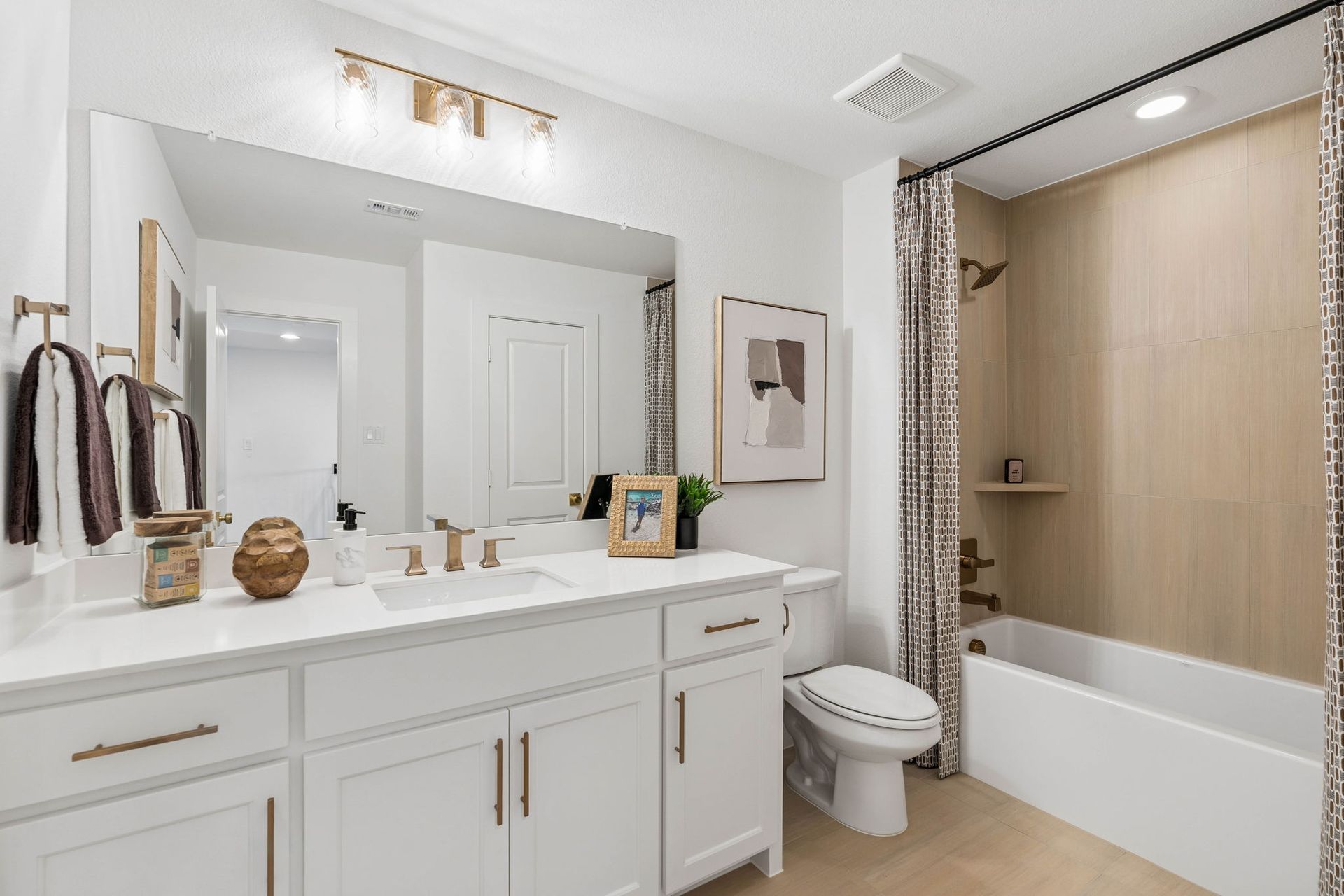 Modern Full Bathroom with Tub and Shower