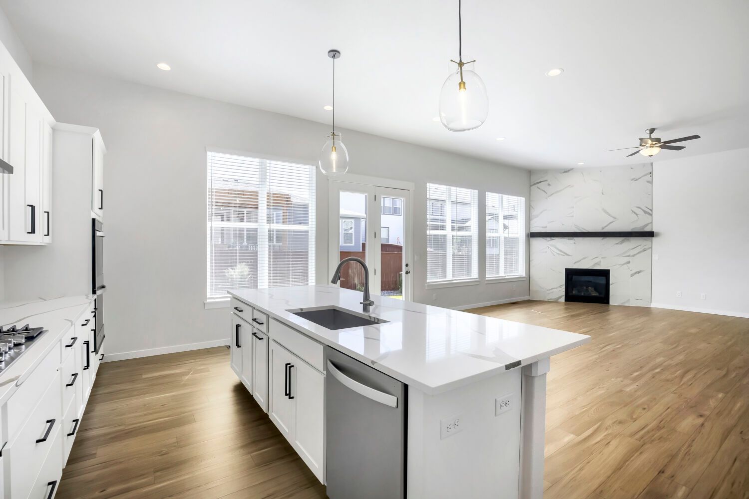 2071 Dusk Court - Kitchen