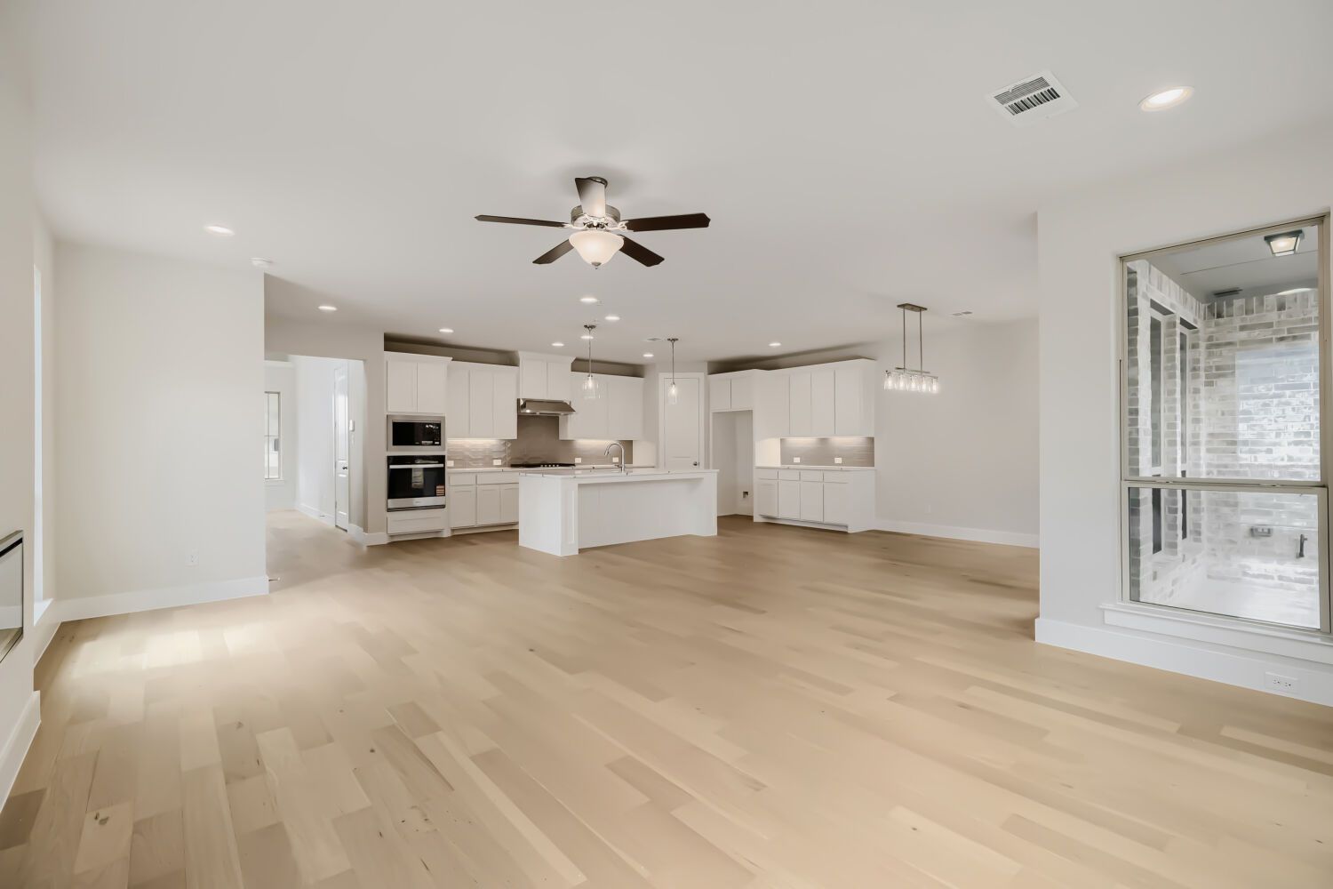 3505 Jester - Living Area