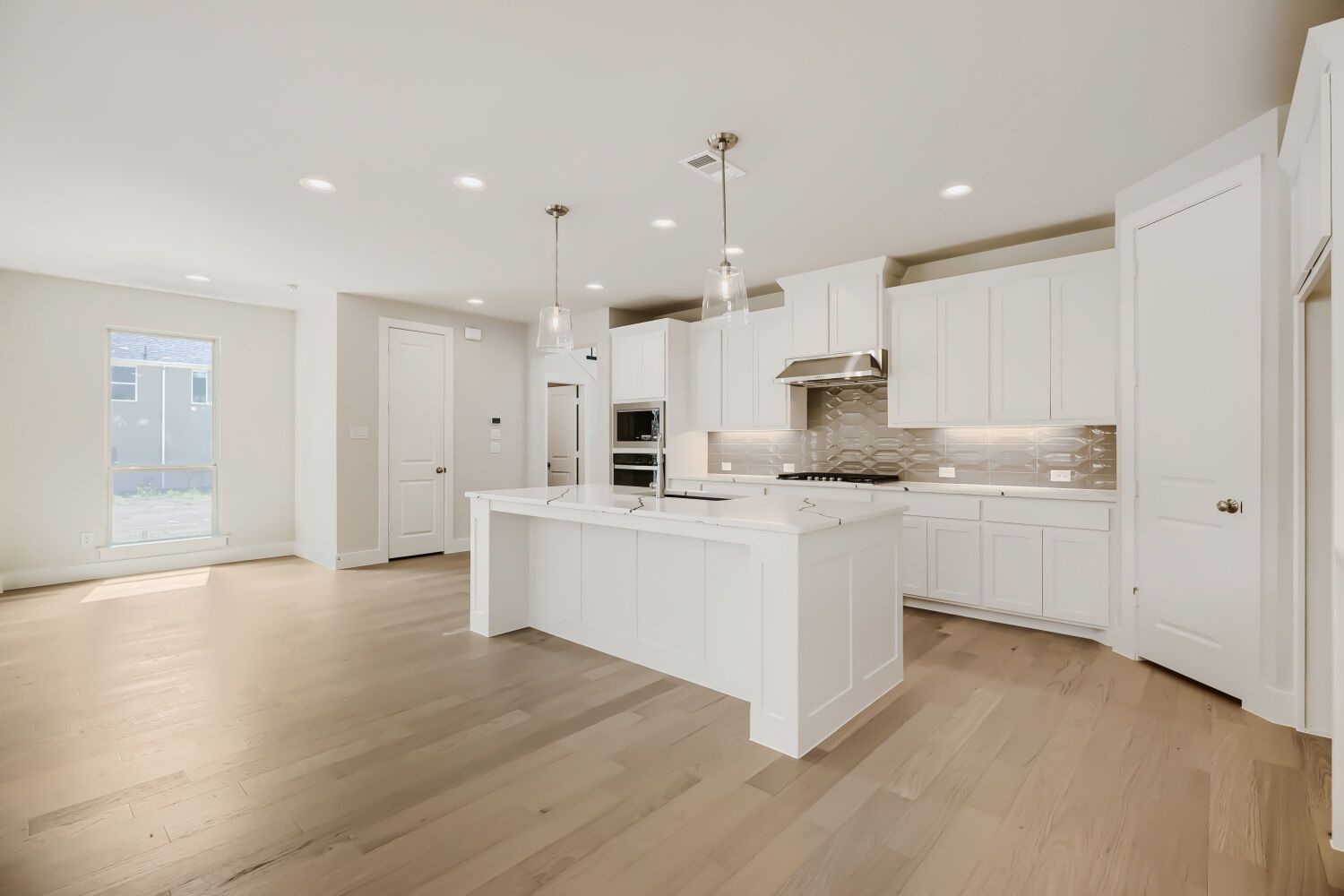 3505 Jester - Kitchen