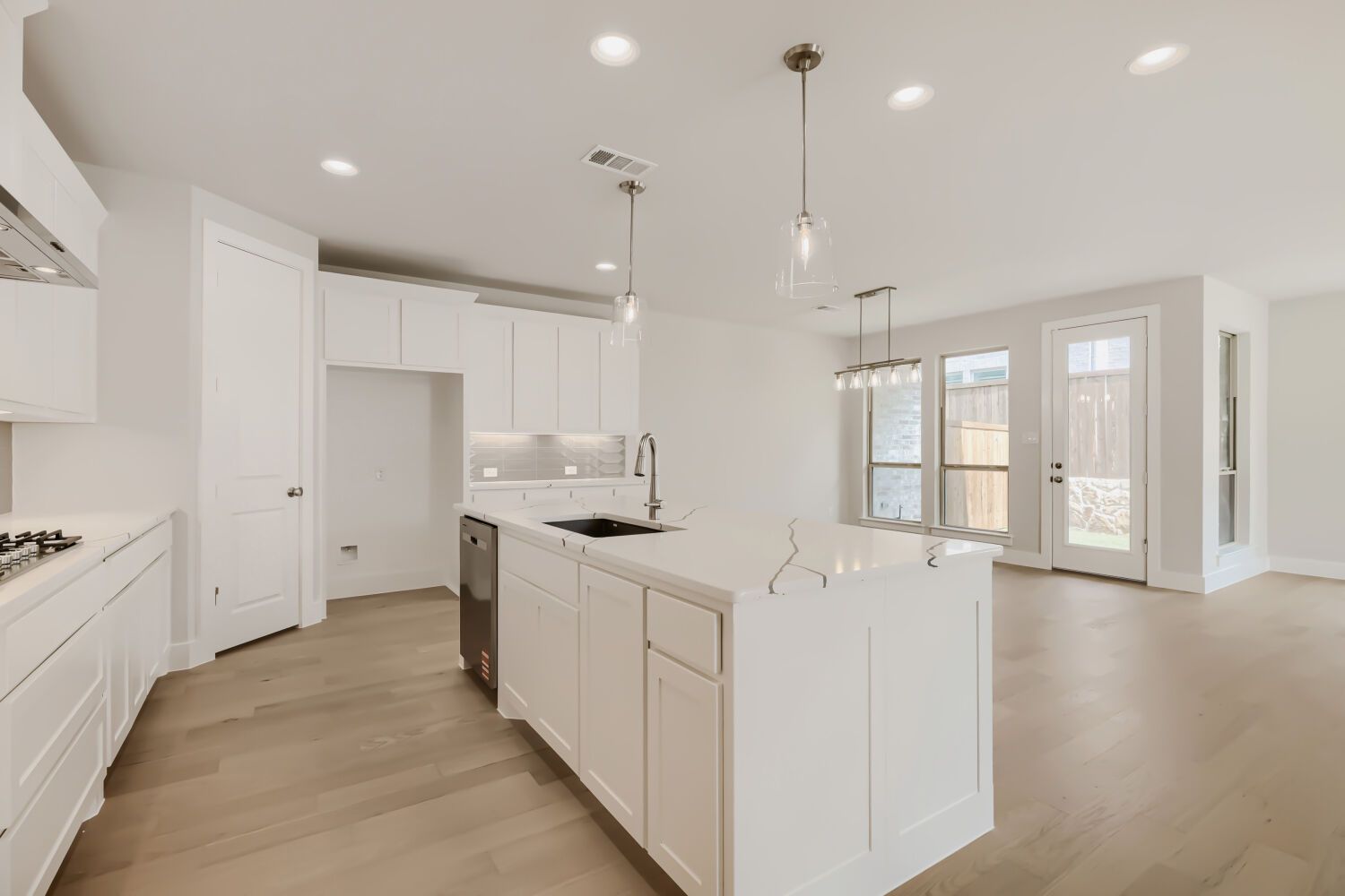 3505 Jester - Kitchen