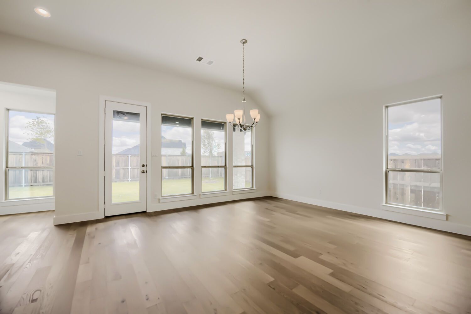 11404 Jackaloe - Dining Area