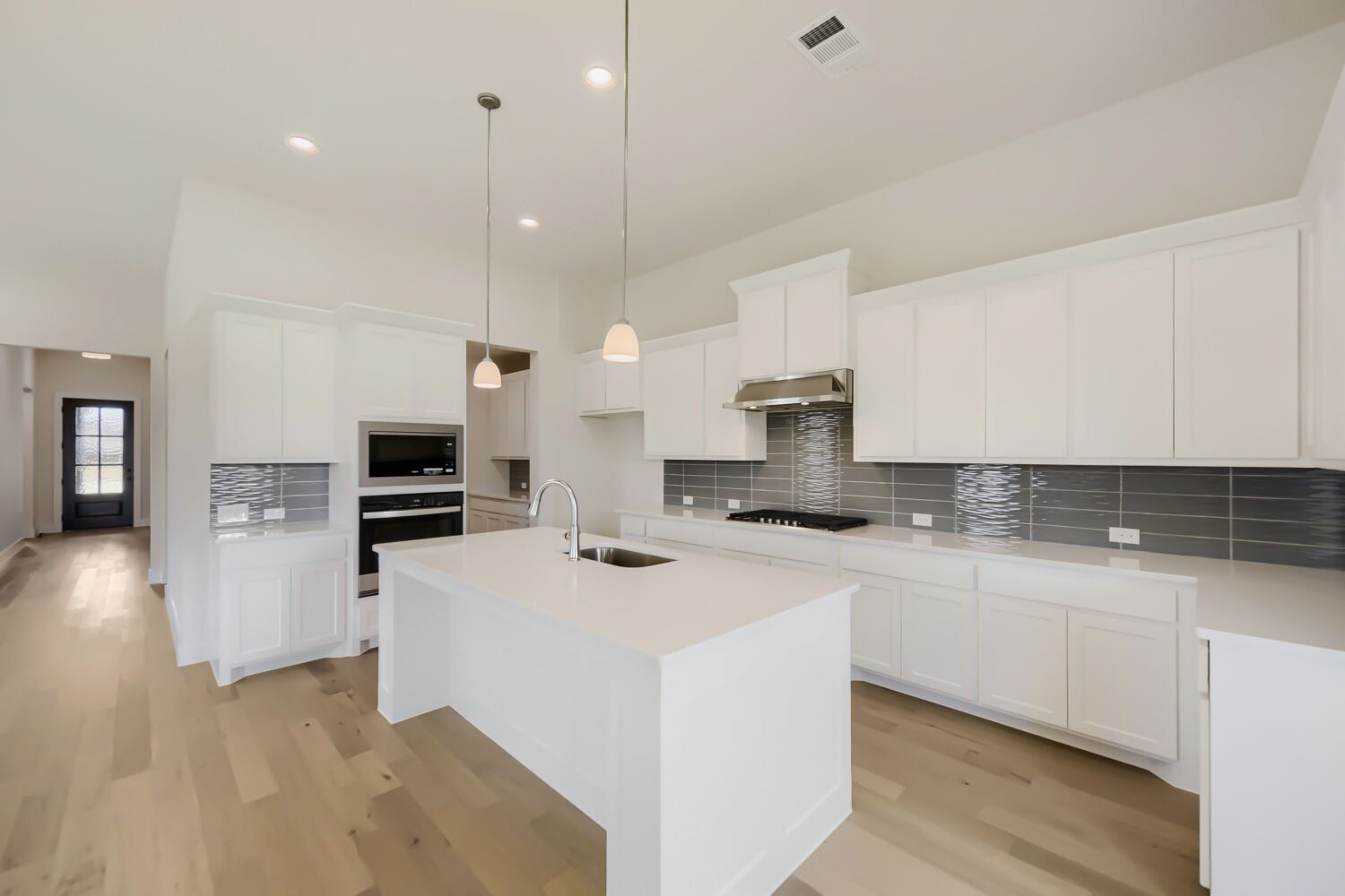 11404 Jackaloe - Kitchen