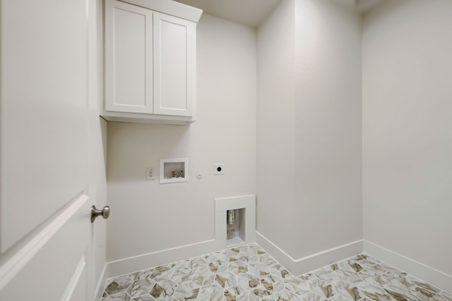 11404 Jackaloe - Laundry Area