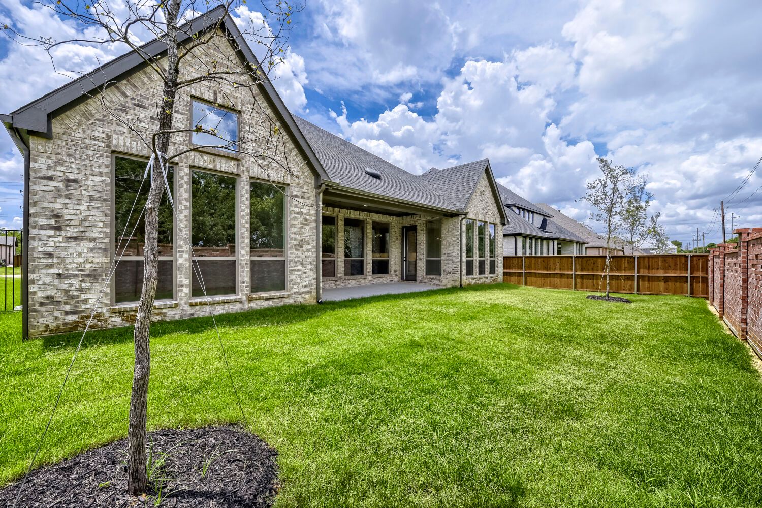 833 Bella Casa - Rear Exterior