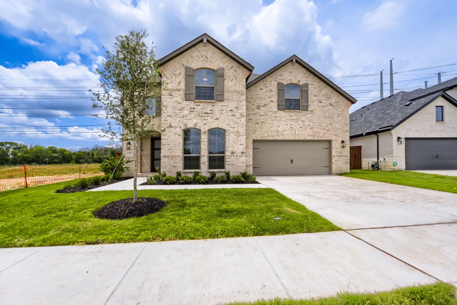 11465 Wulstone - Front Elevation