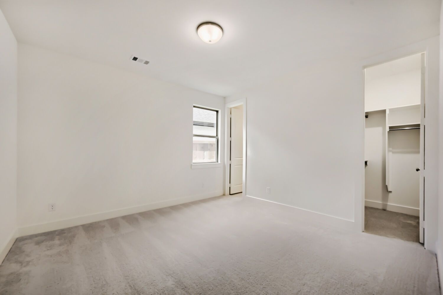 11465 Wulstone - Bedroom