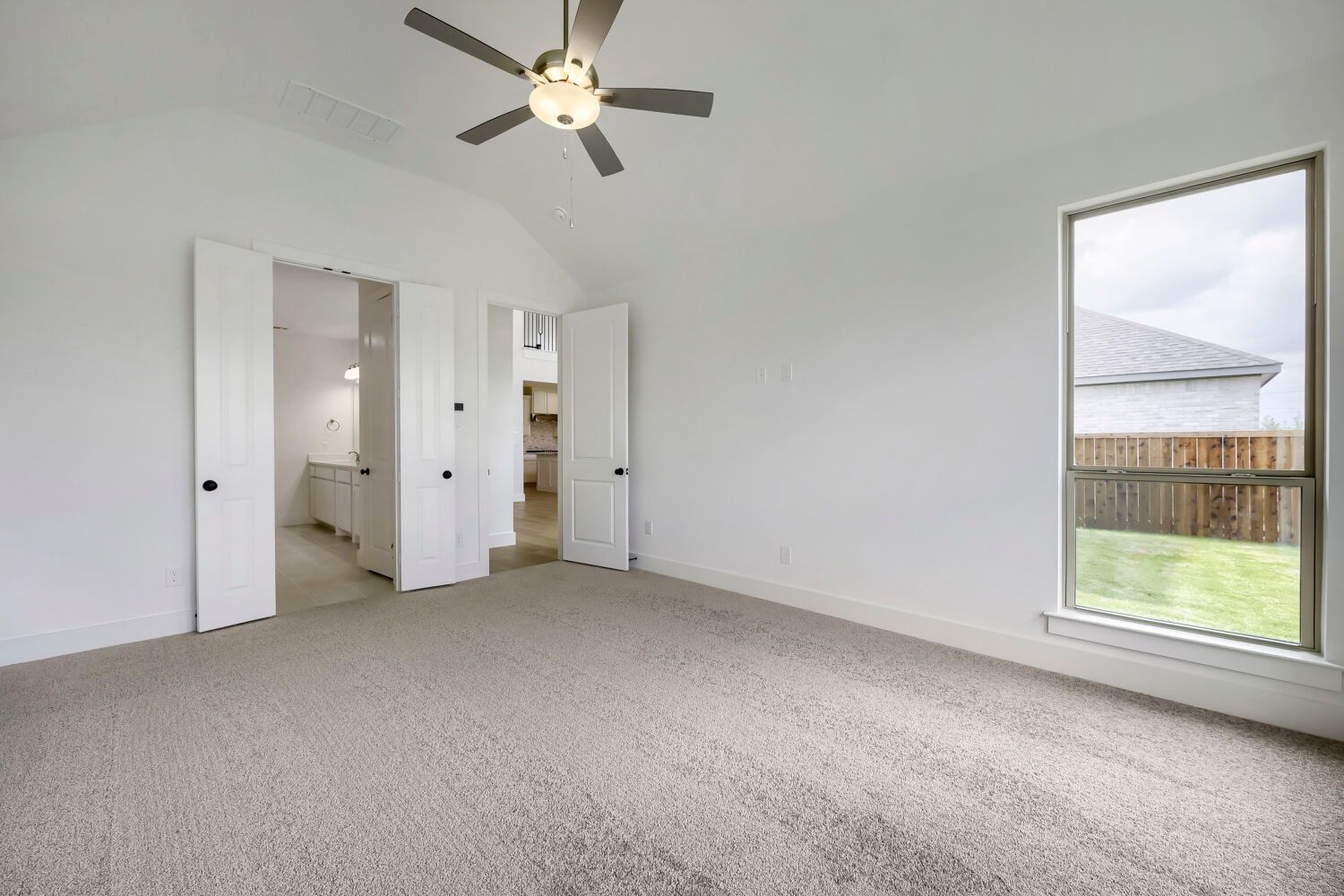 11329 Bratton - Primary Bedroom