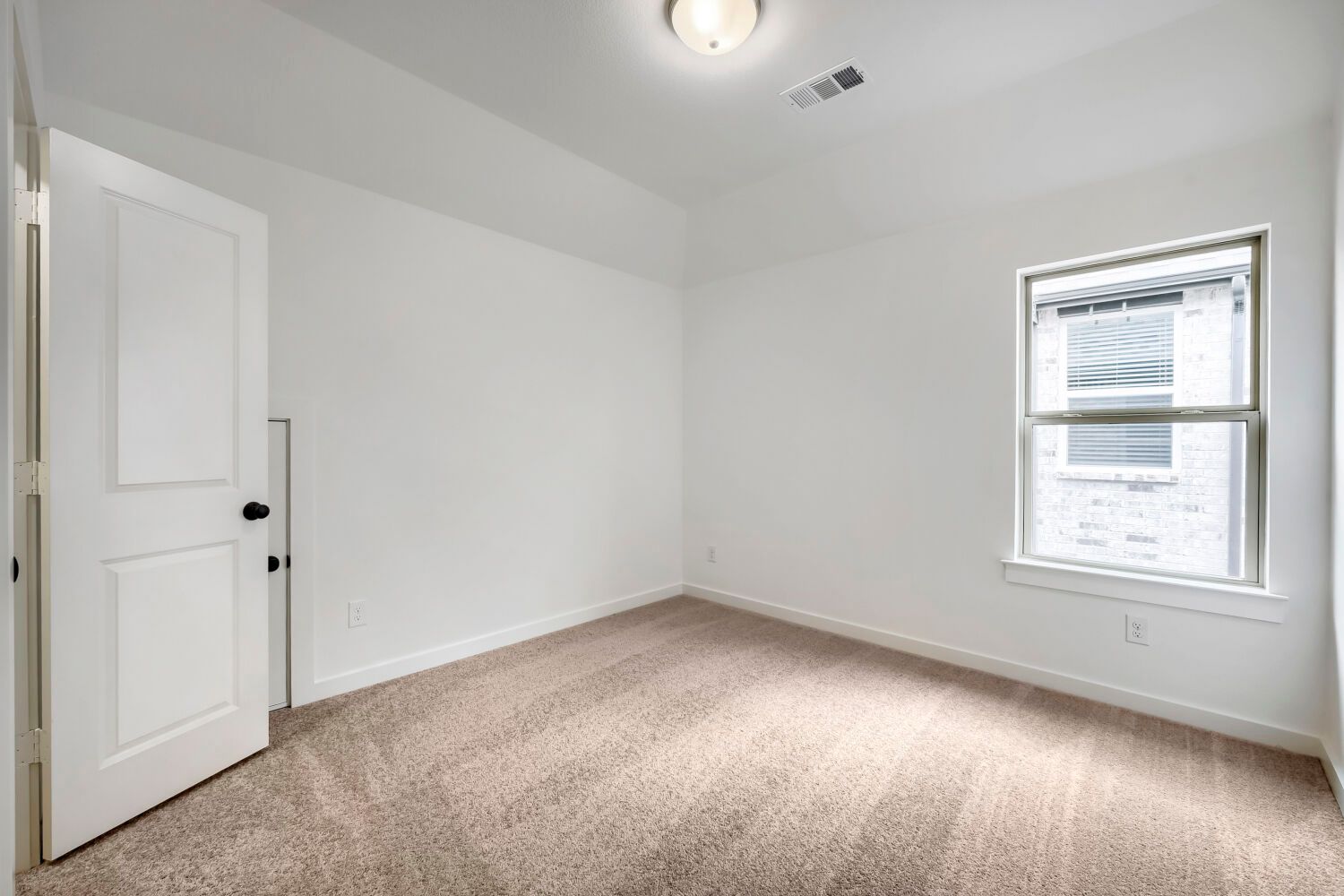 11329 Bratton - Bedroom